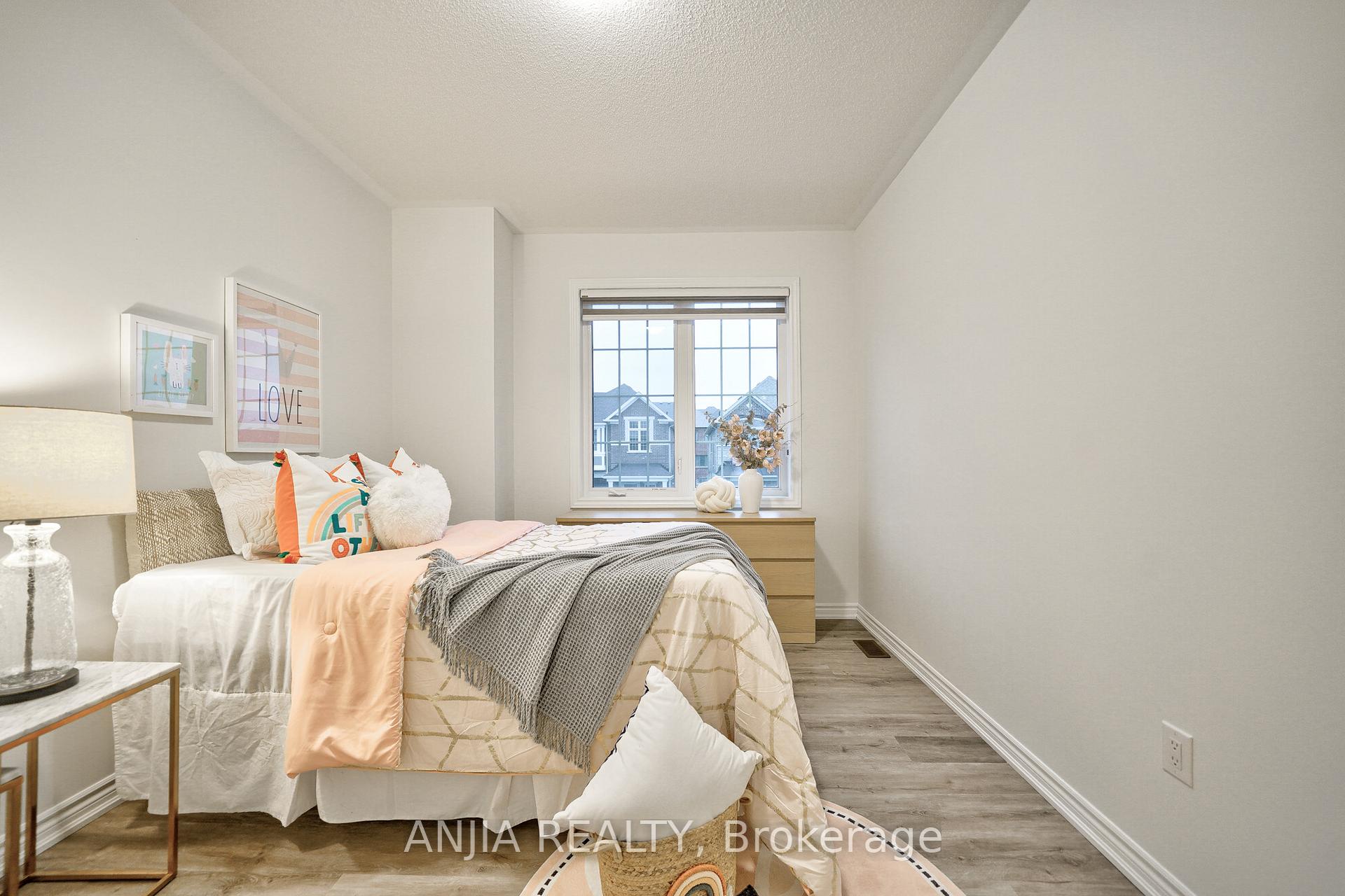 Photo 35 of 262 Beaverbrae Drive, Markham, Victoria Square — HOMEH