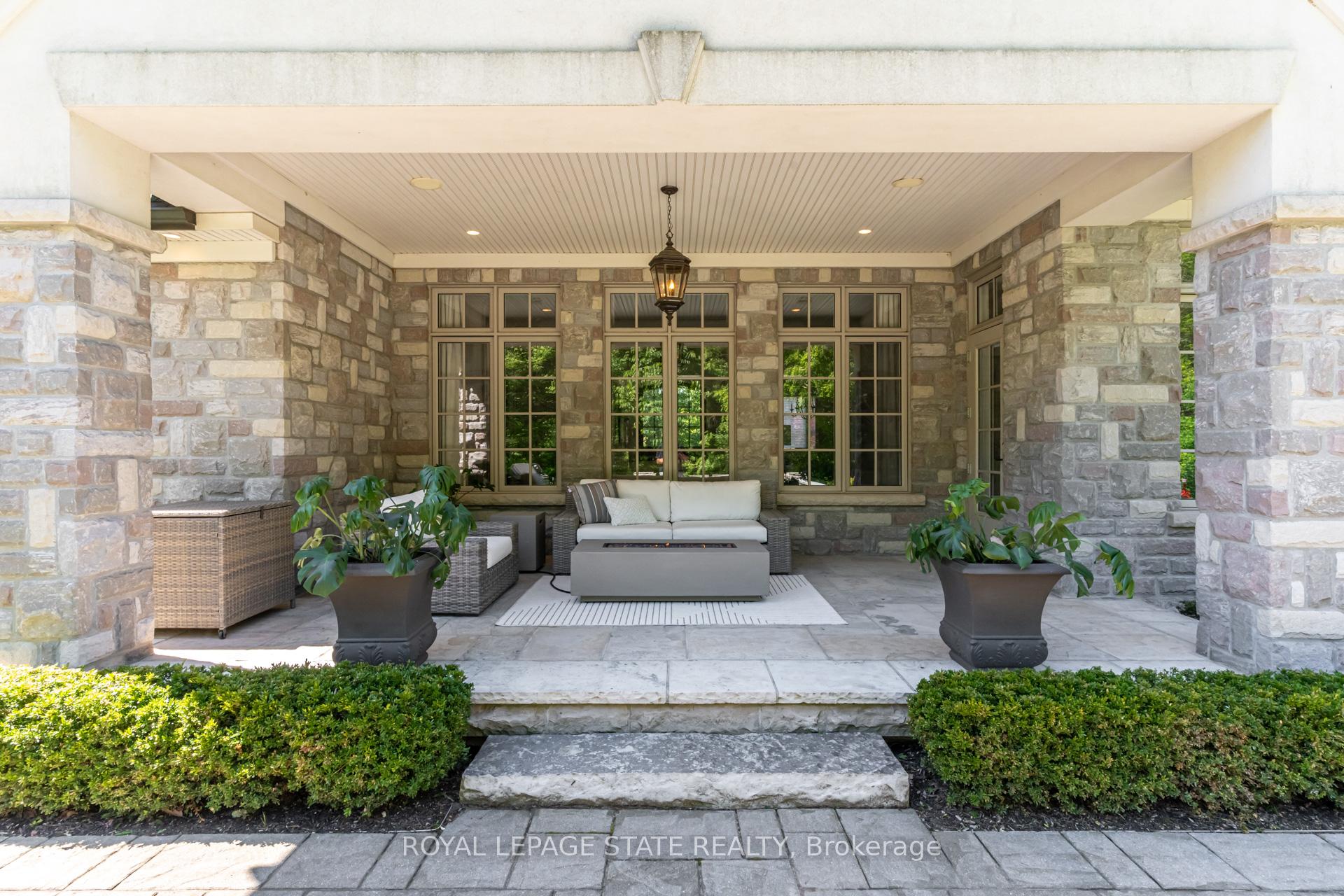Photo 73 of 1043 Jerseyville Road, Hamilton, Ancaster — HOMEH