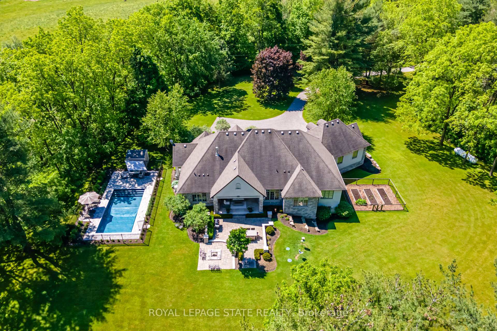 Photo 58 of 1043 Jerseyville Road, Hamilton, Ancaster — HOMEH
