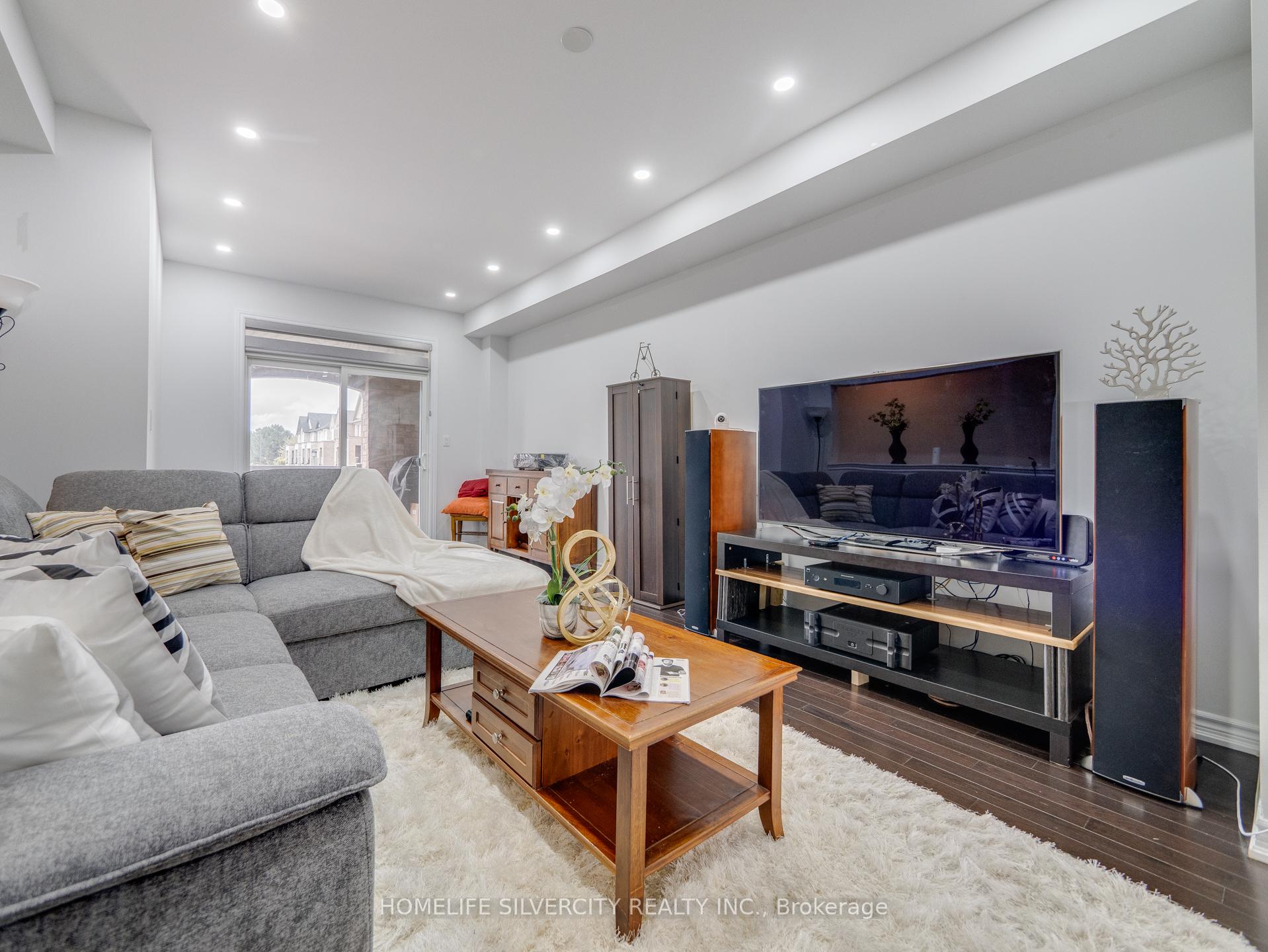 Photo 12 of 27 Gemma Place, Brampton, Heart Lake West — HOMEH