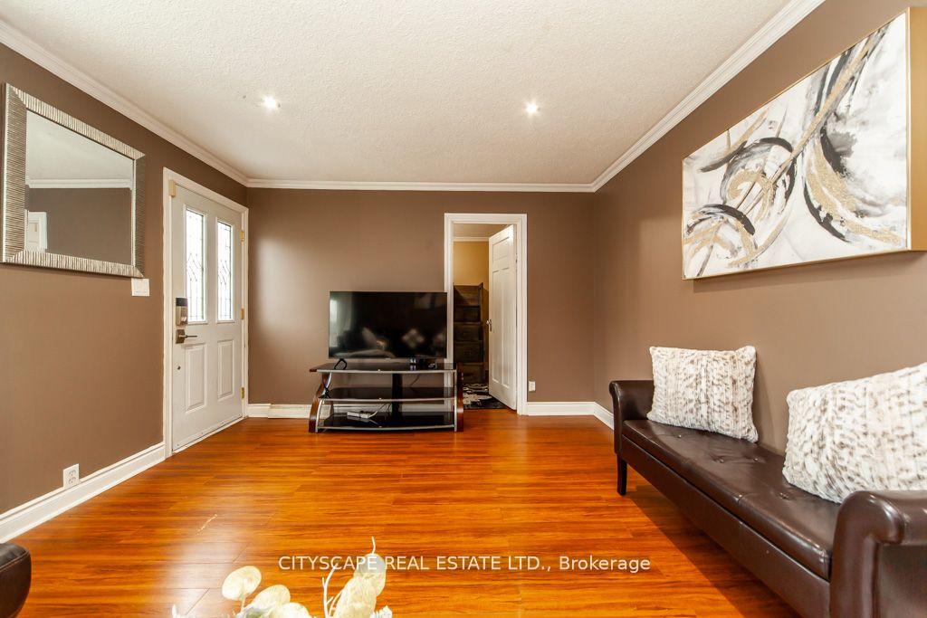 Photo 4 of 238 Mitchell Avenue, Oshawa, Central — HOMEH