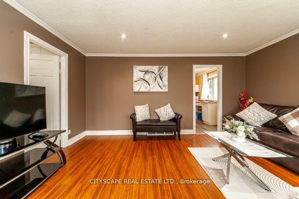 Photo 6 of 238 Mitchell Avenue, Oshawa, Central — HOMEH
