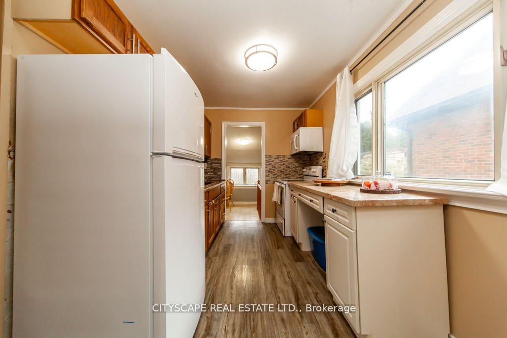 Photo 9 of 238 Mitchell Avenue, Oshawa, Central — HOMEH