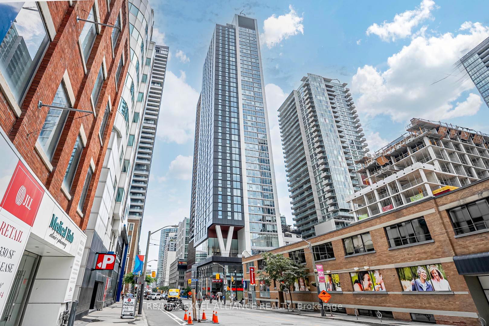 Front of Unit 203, 357 King Street W