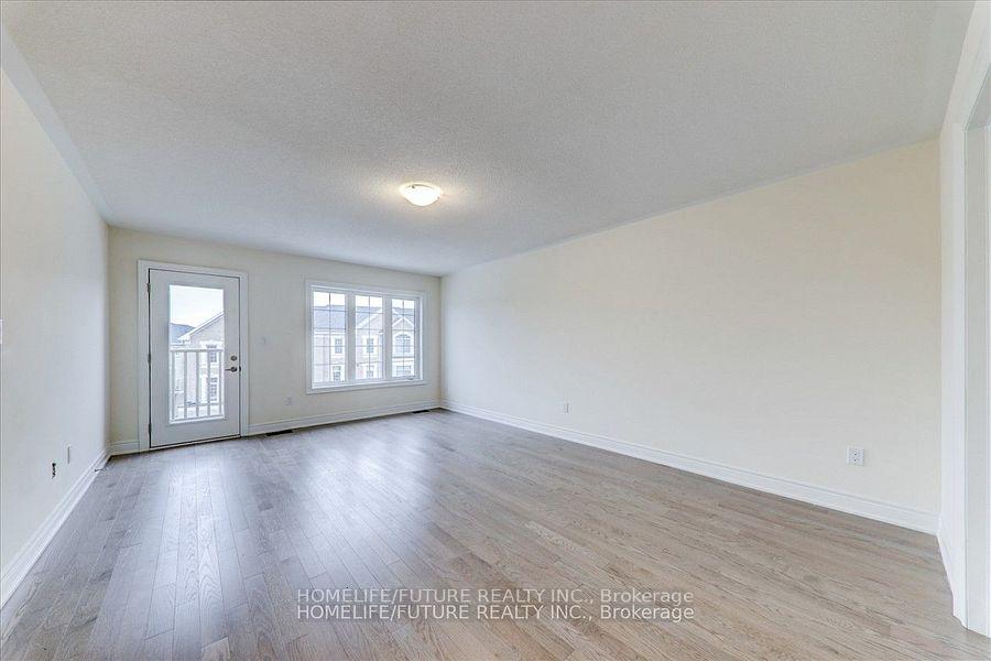 Photo 6 of 301 Kirkham Drive, Markham, Cedarwood — HOMEH