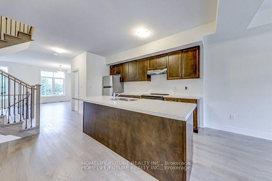 Photo 11 of 301 Kirkham Drive, Markham, Cedarwood — HOMEH