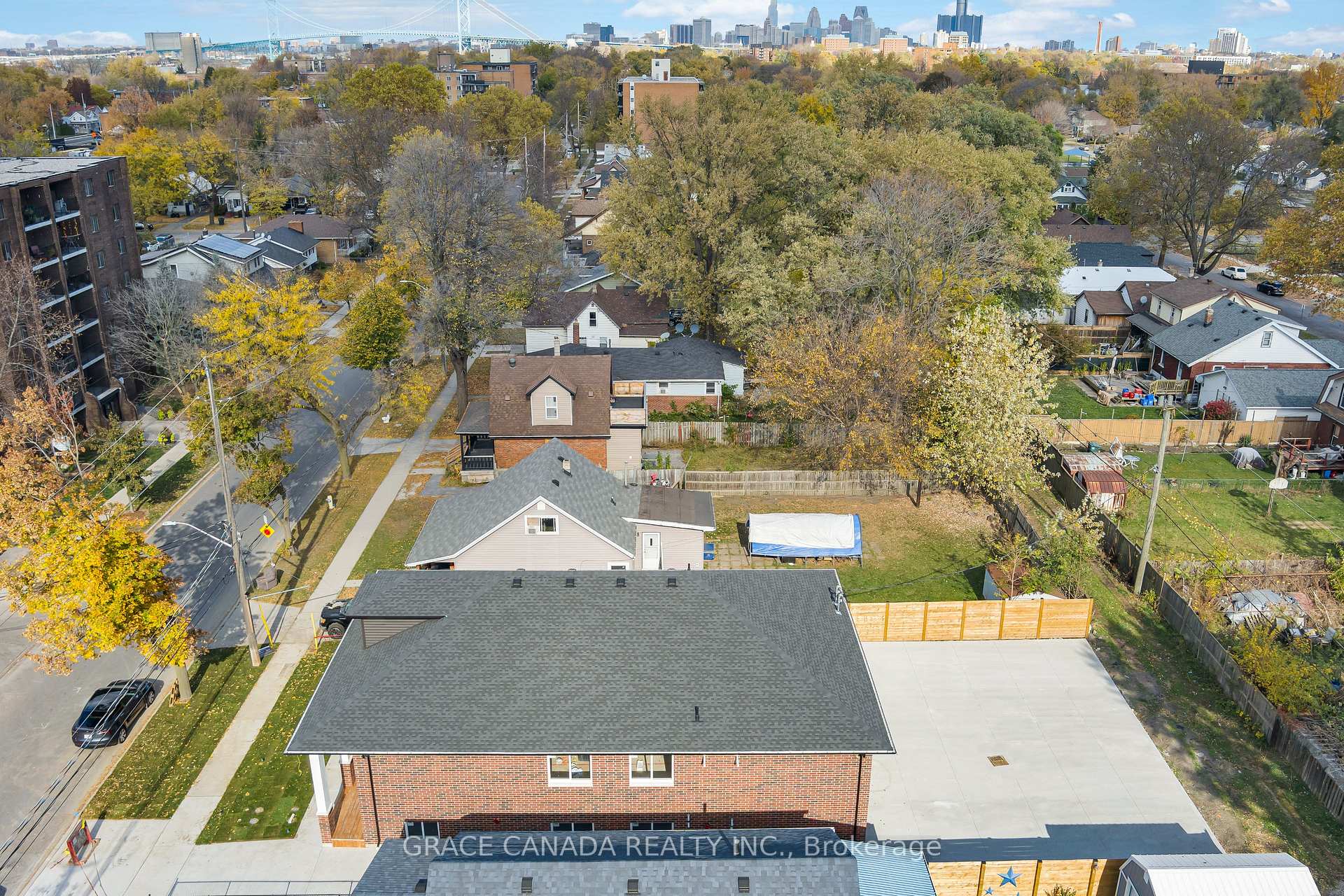 Photo 14 of 3549 Peter Street, Windsor — HOMEH