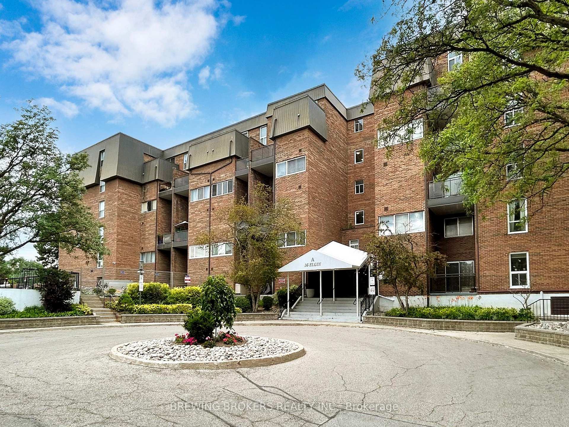 Photo 1 of Unit 326, 16 Elgin Street, Markham, Thornhill — HOMEH