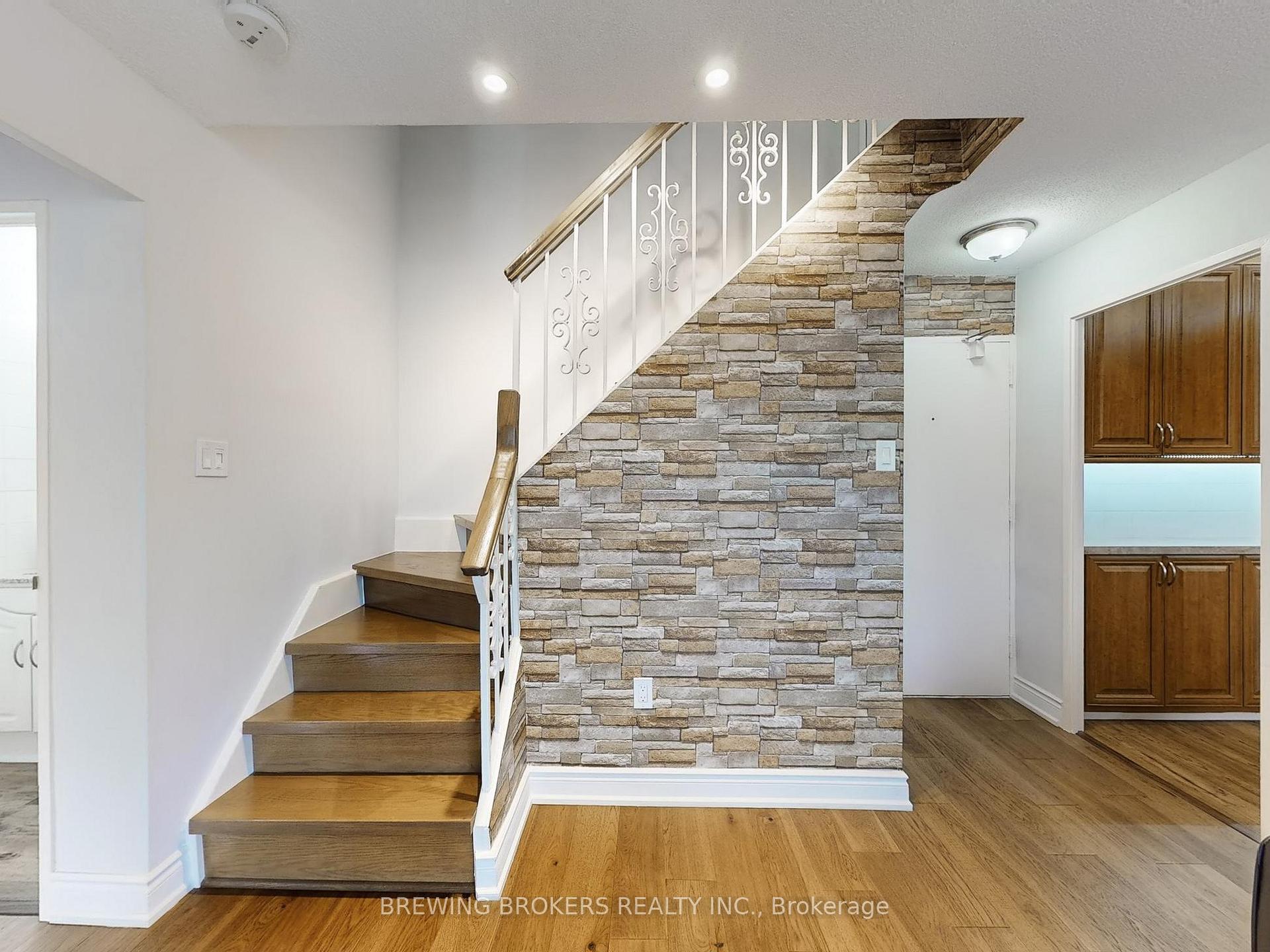 Photo 22 of Unit 326, 16 Elgin Street, Markham, Thornhill — HOMEH