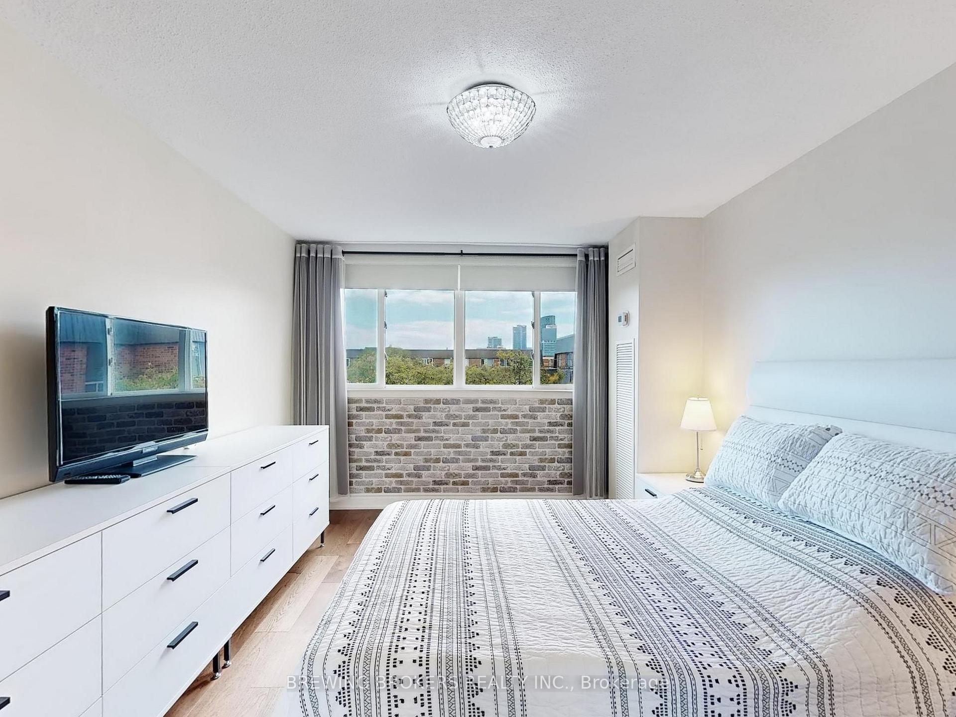 Photo 24 of Unit 326, 16 Elgin Street, Markham, Thornhill — HOMEH