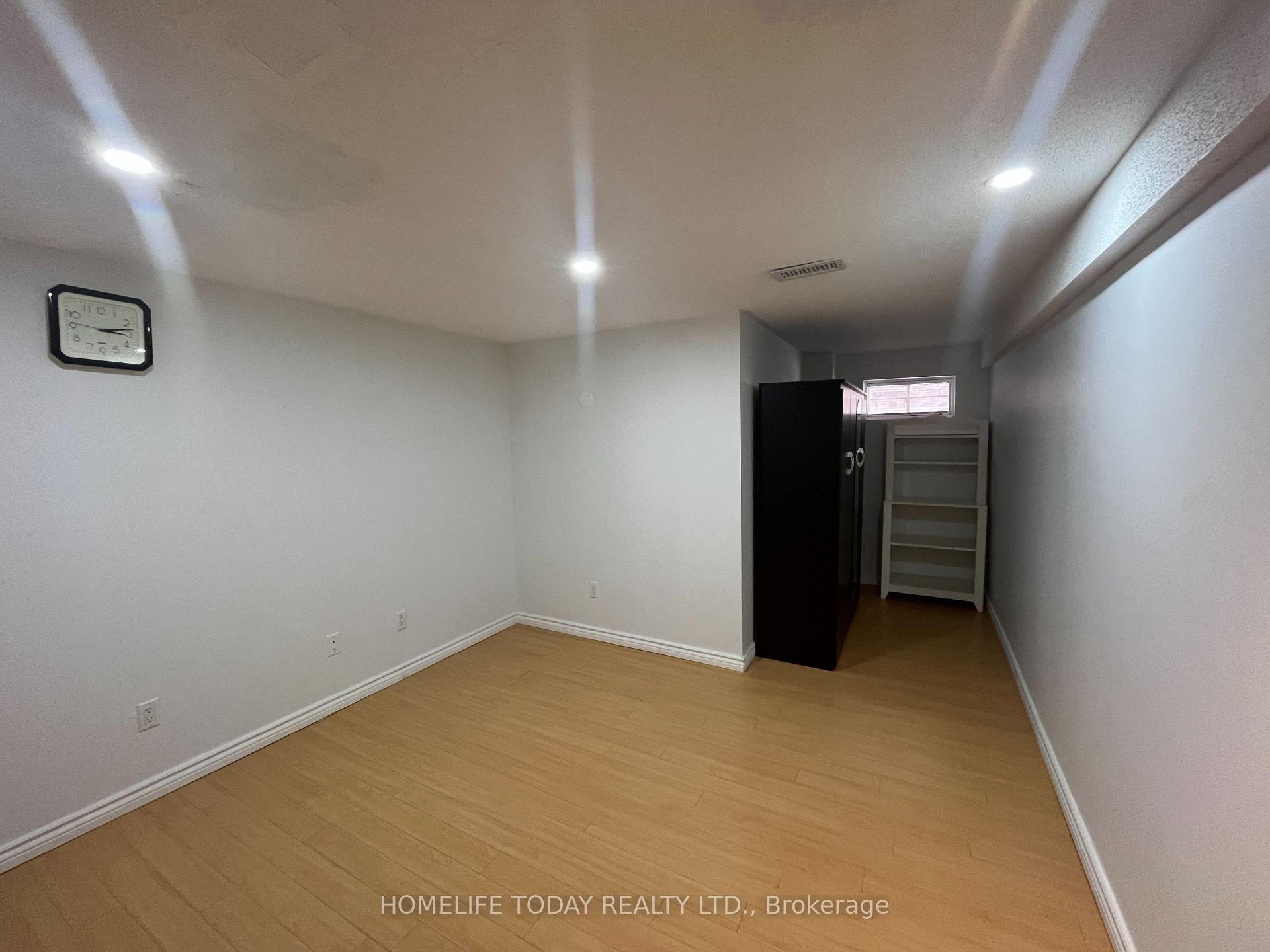Photo 4 of Unit Bsmt, 15 Alanno Way, Vaughan, Sonoma Heights — HOMEH