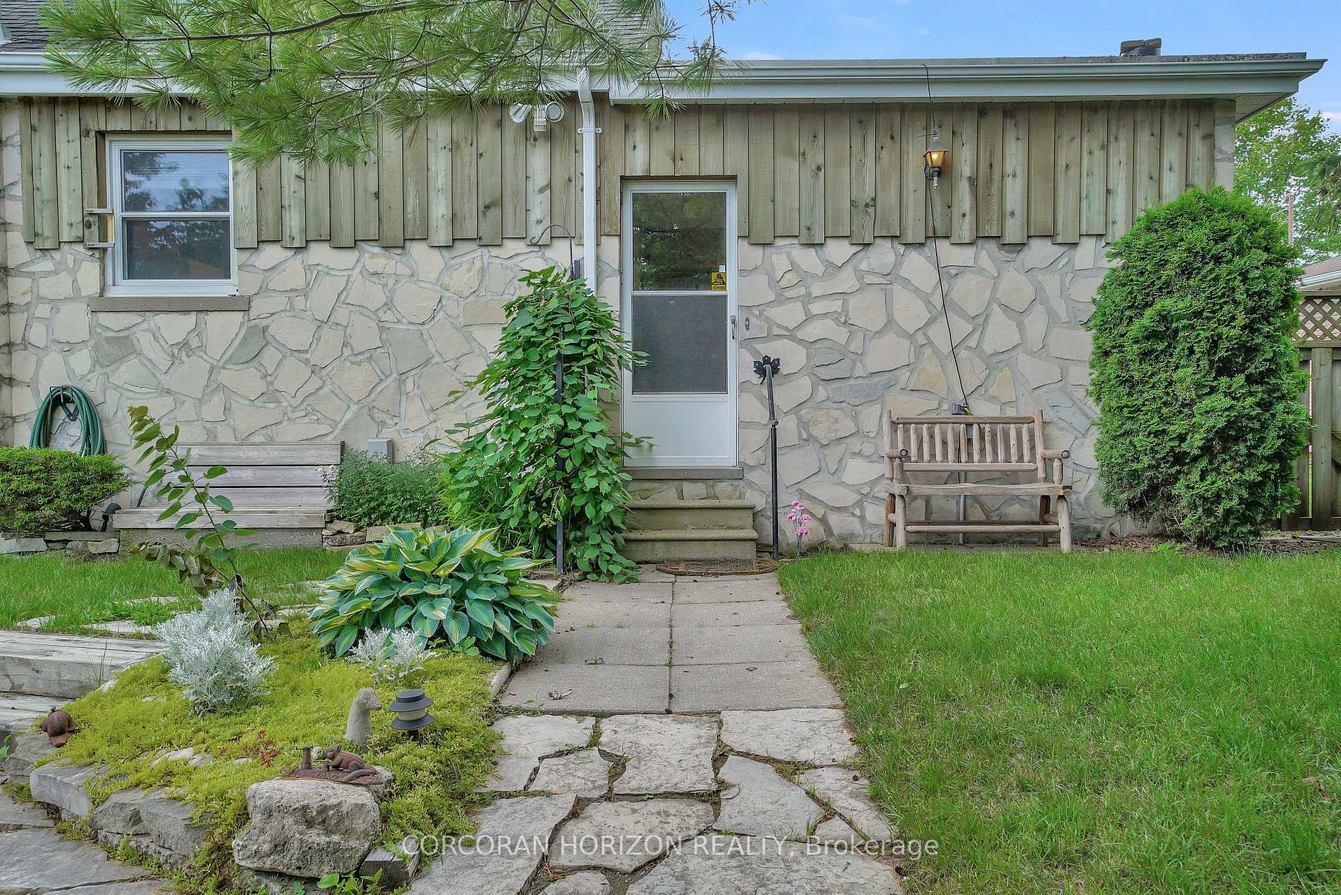 Photo 18 of 93 Avenue Road, Cambridge — HOMEH