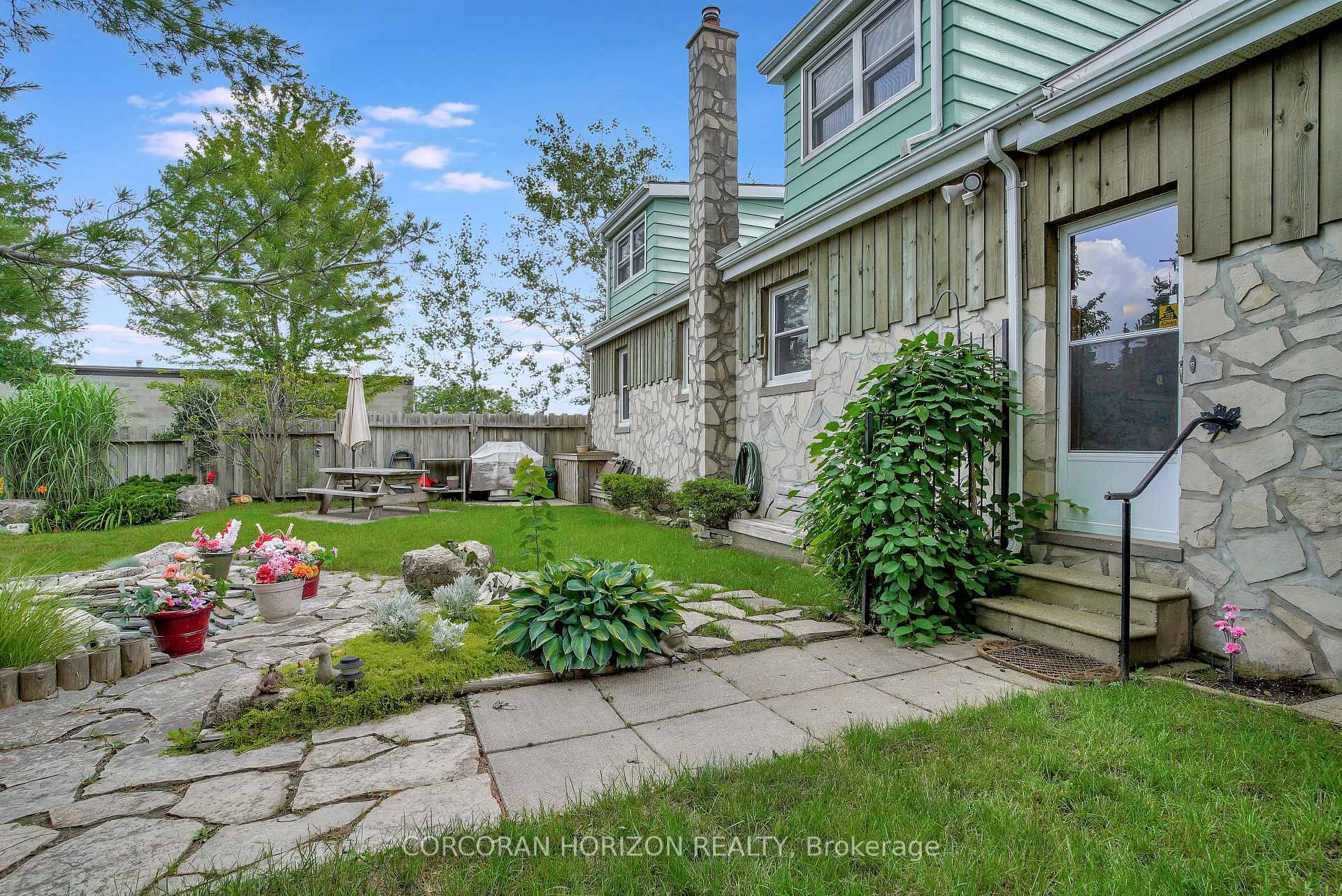 Photo 19 of 93 Avenue Road, Cambridge — HOMEH