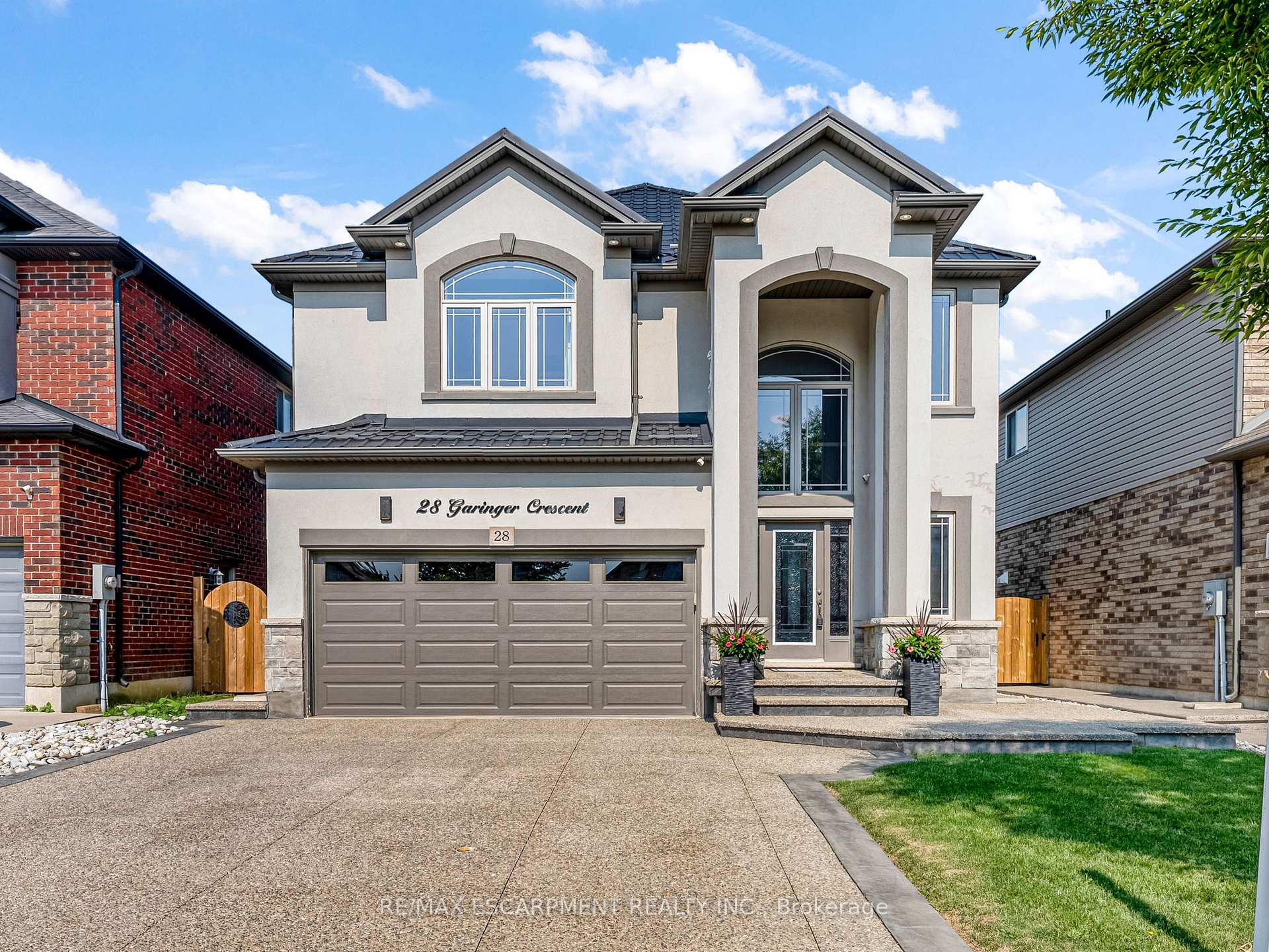 Photo 24 of 28 Garinger Crescent, Hamilton, Binbrook — HOMEH