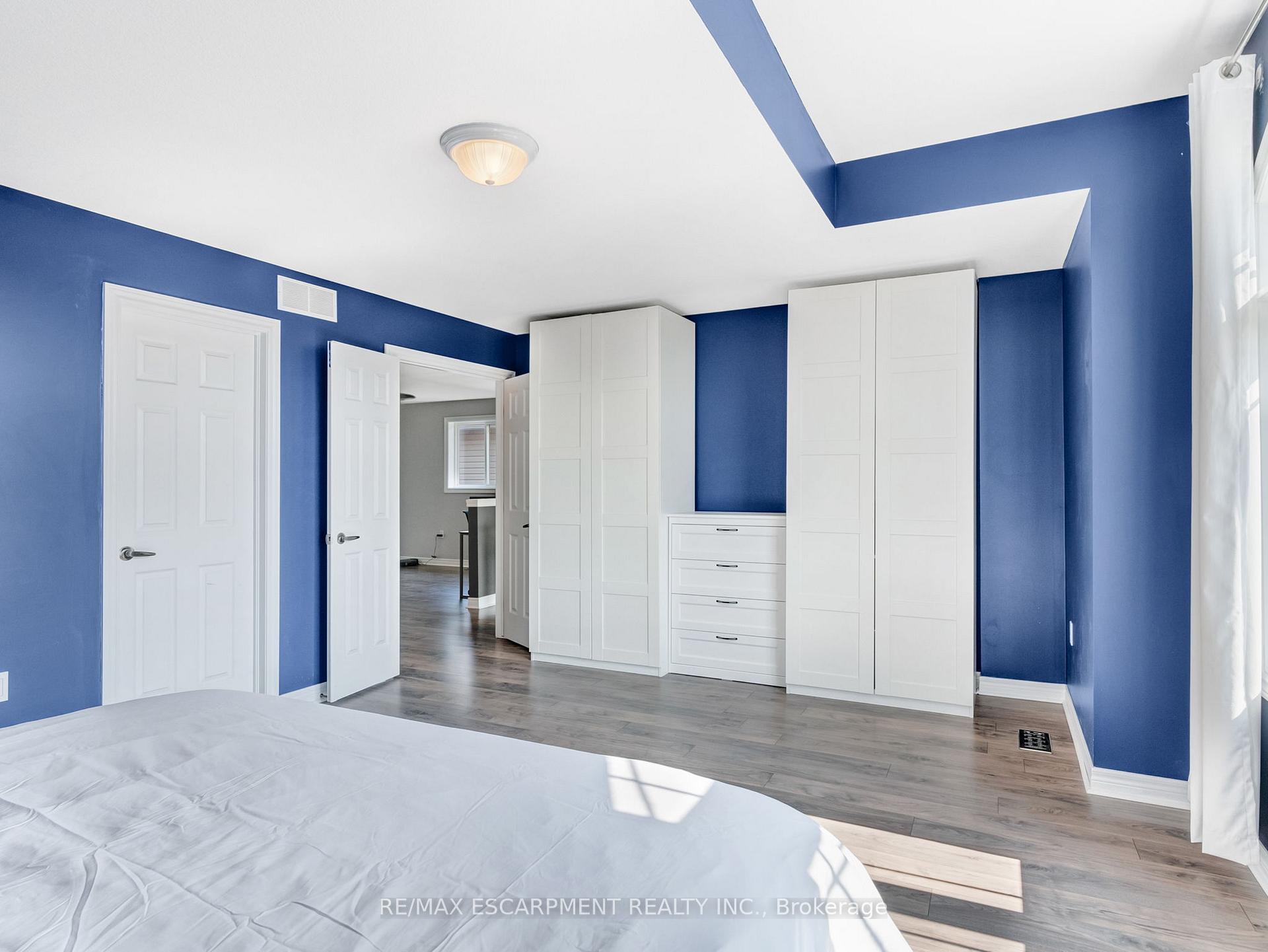 Photo 63 of 28 Garinger Crescent, Hamilton, Binbrook — HOMEH