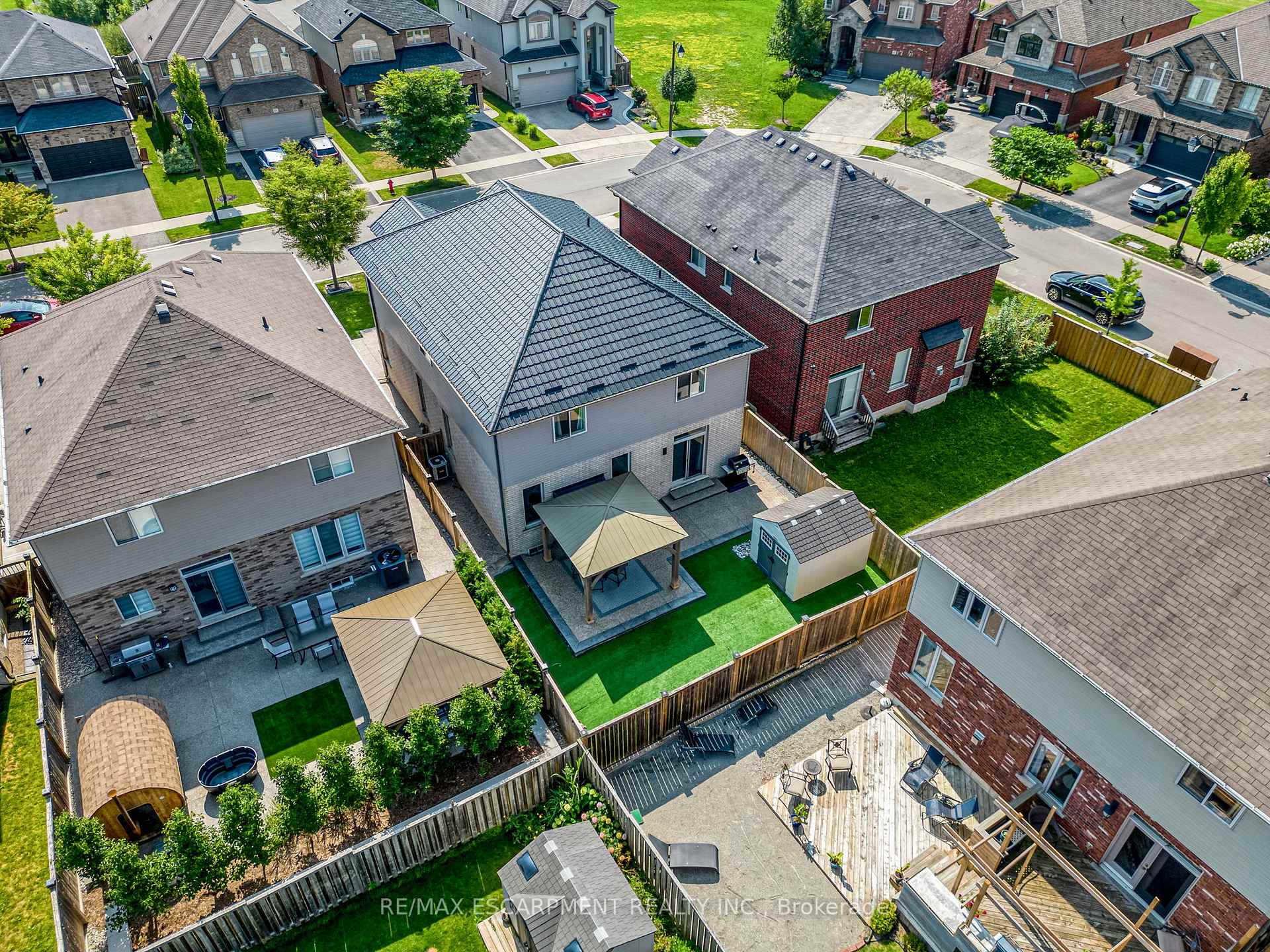 Photo 80 of 28 Garinger Crescent, Hamilton, Binbrook — HOMEH