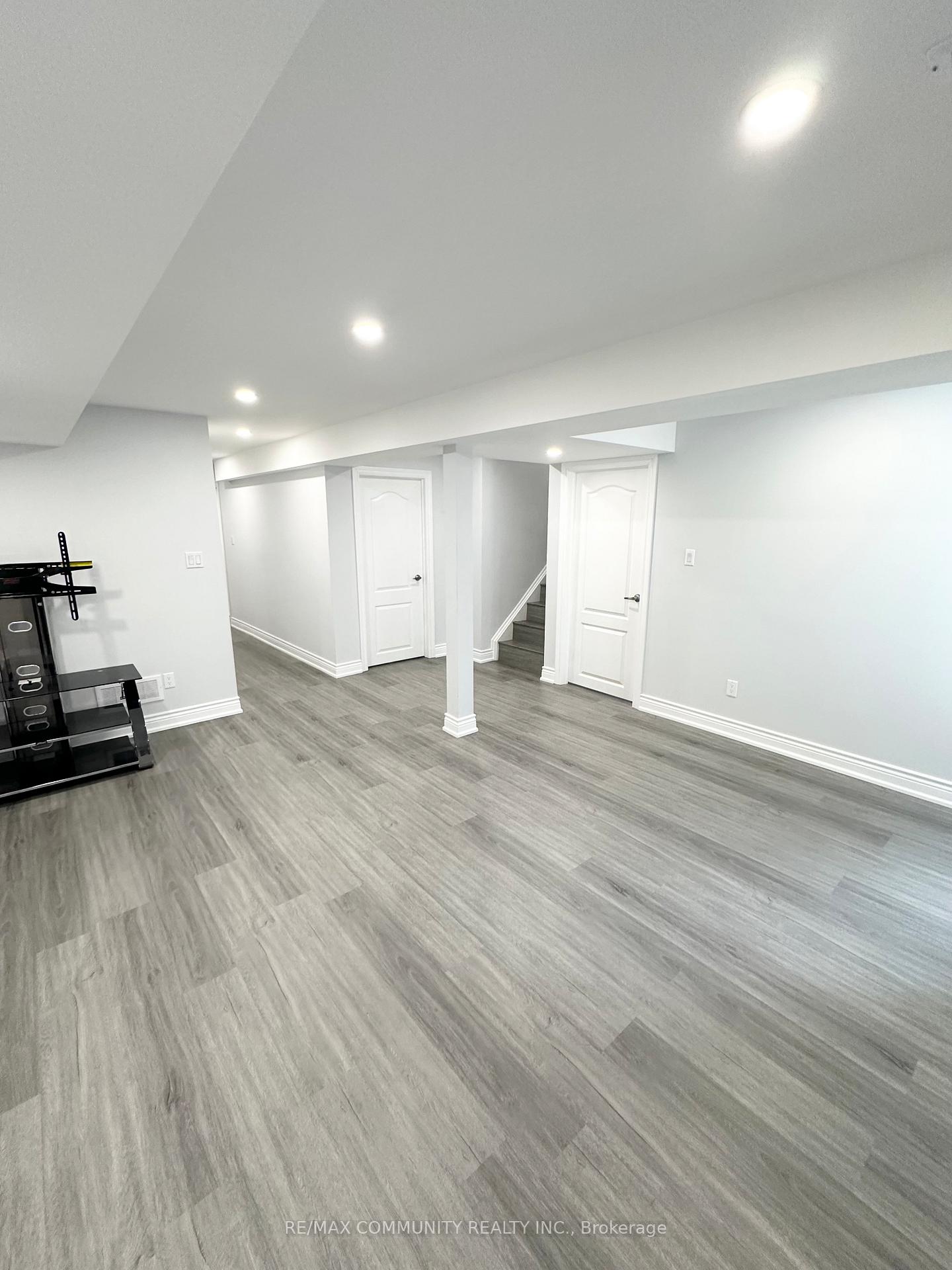 Photo 5 of Unit Bsmnt, 105 Geddington Crescent, Markham, Box Grove — HOMEH