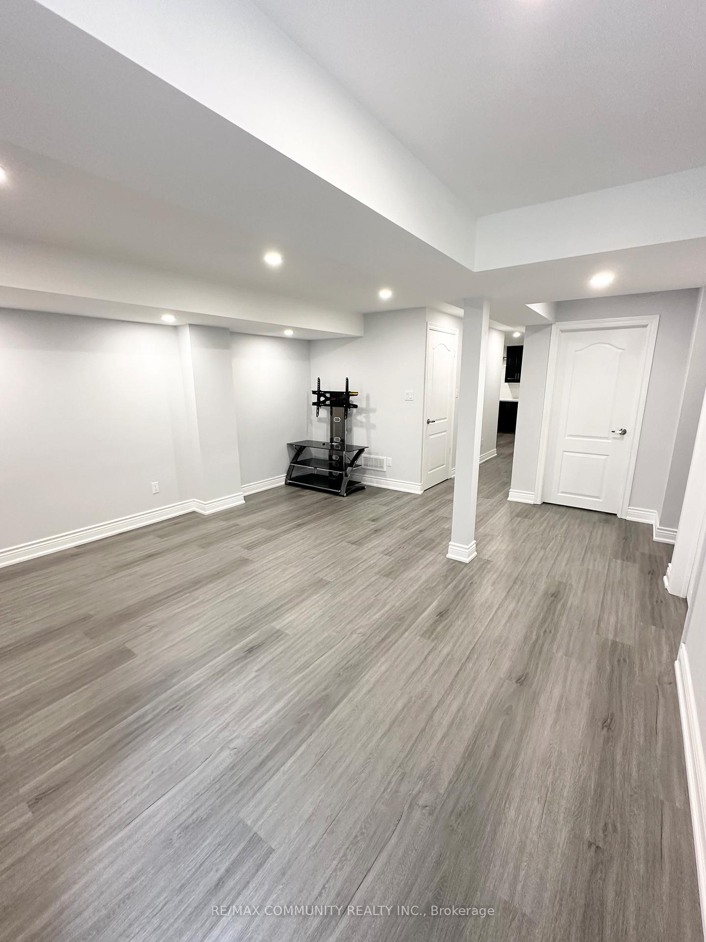 Photo 6 of Unit Bsmnt, 105 Geddington Crescent, Markham, Box Grove — HOMEH