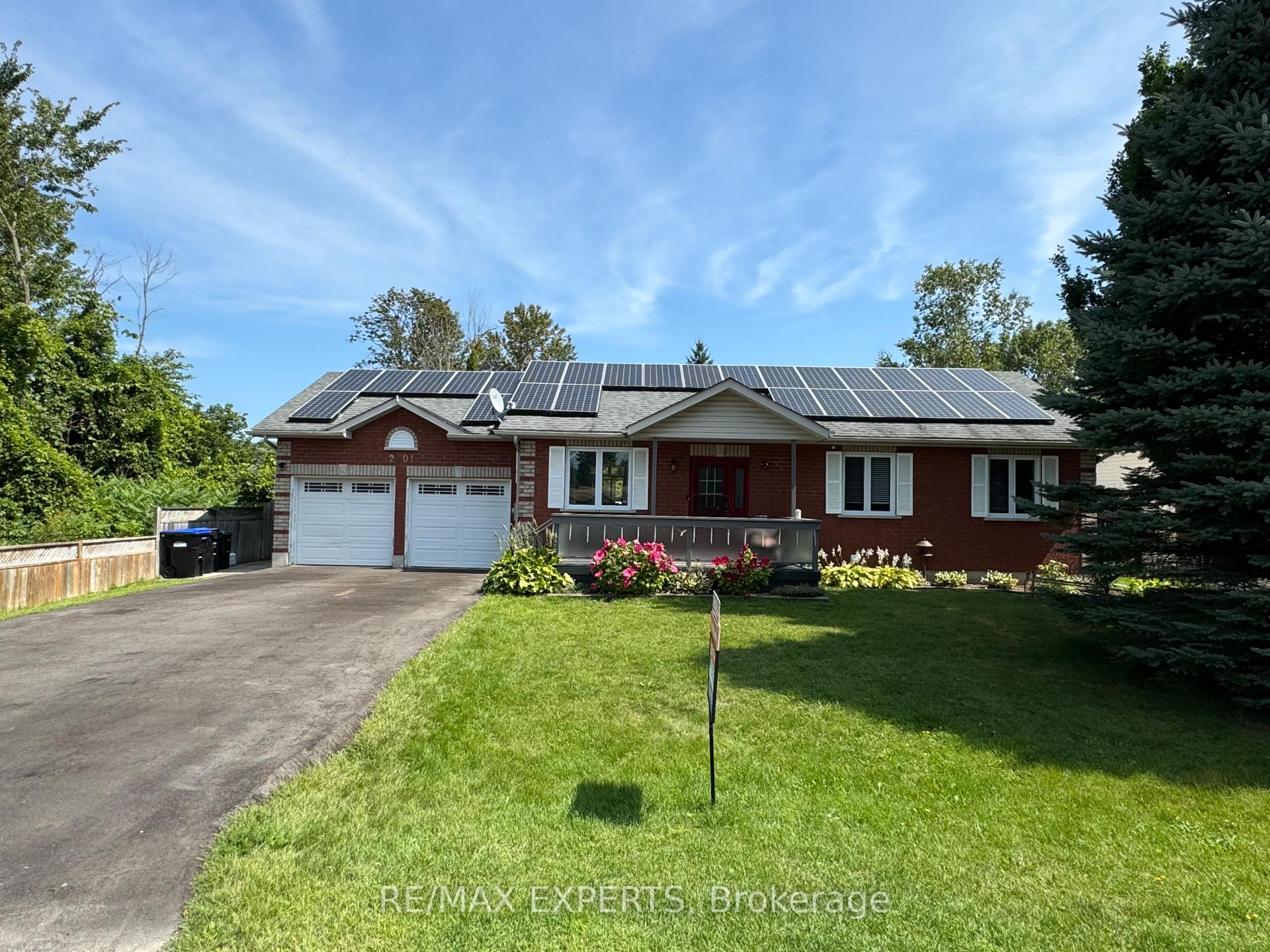 Front of 2501 Holiday Way