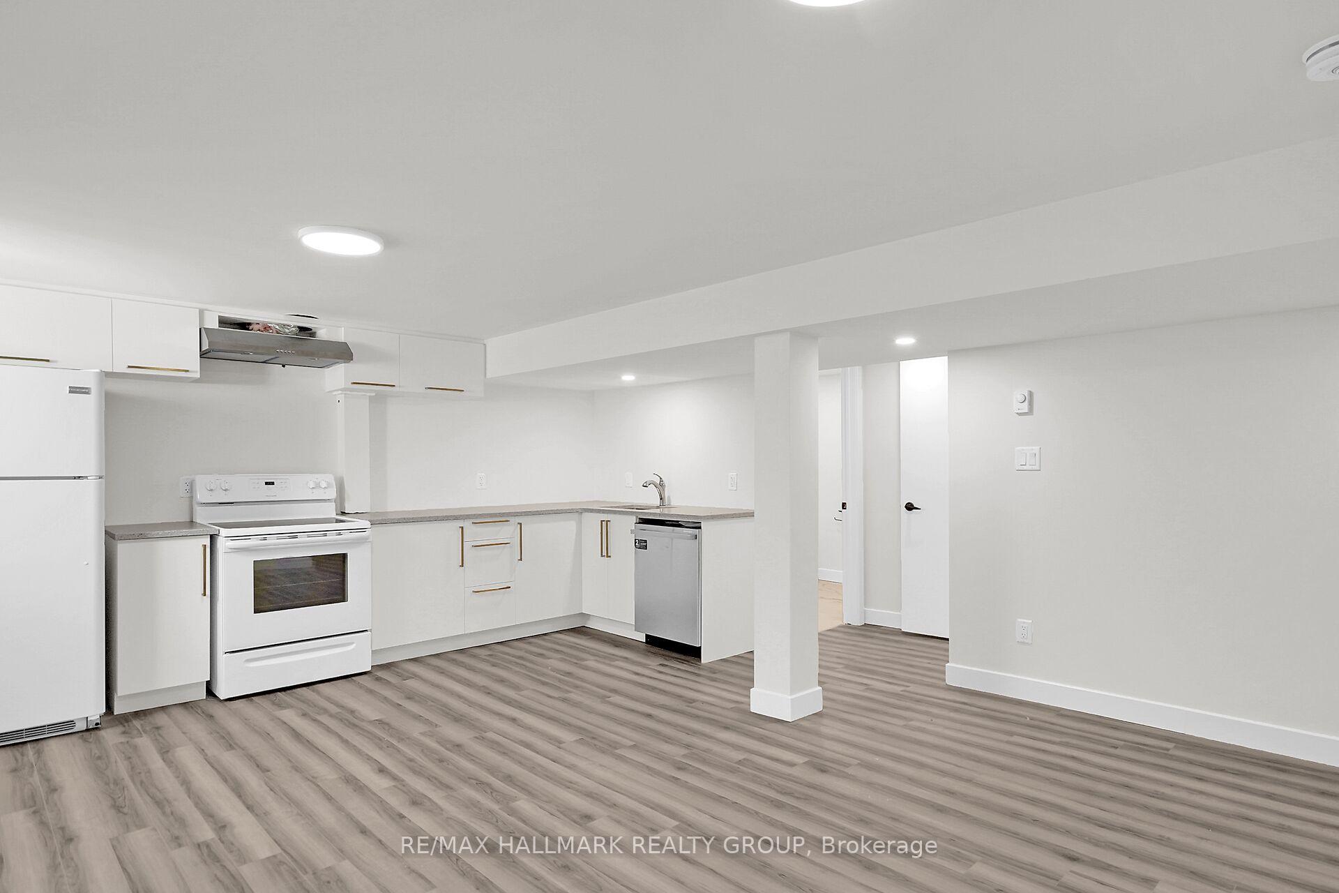 Photo 3 of Unit B, 1297 Erindale Drive, Ottawa, Copeland Park — HOMEH
