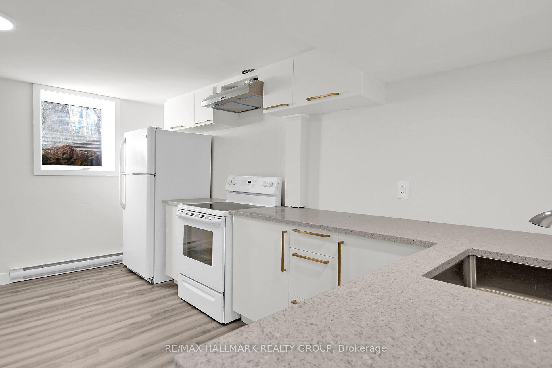 Photo 4 of Unit B, 1297 Erindale Drive, Ottawa, Copeland Park — HOMEH