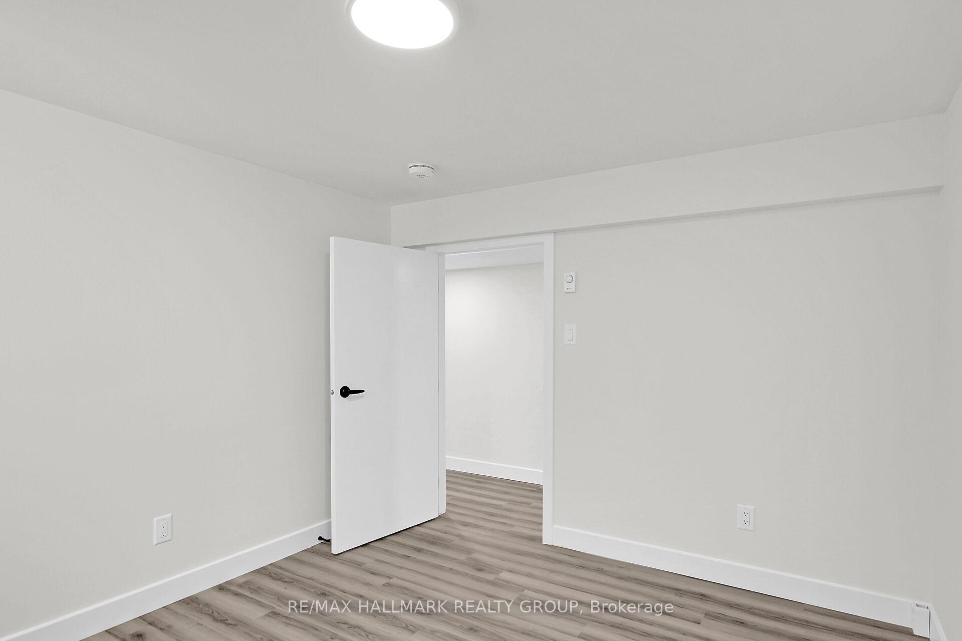 Photo 9 of Unit B, 1297 Erindale Drive, Ottawa, Copeland Park — HOMEH