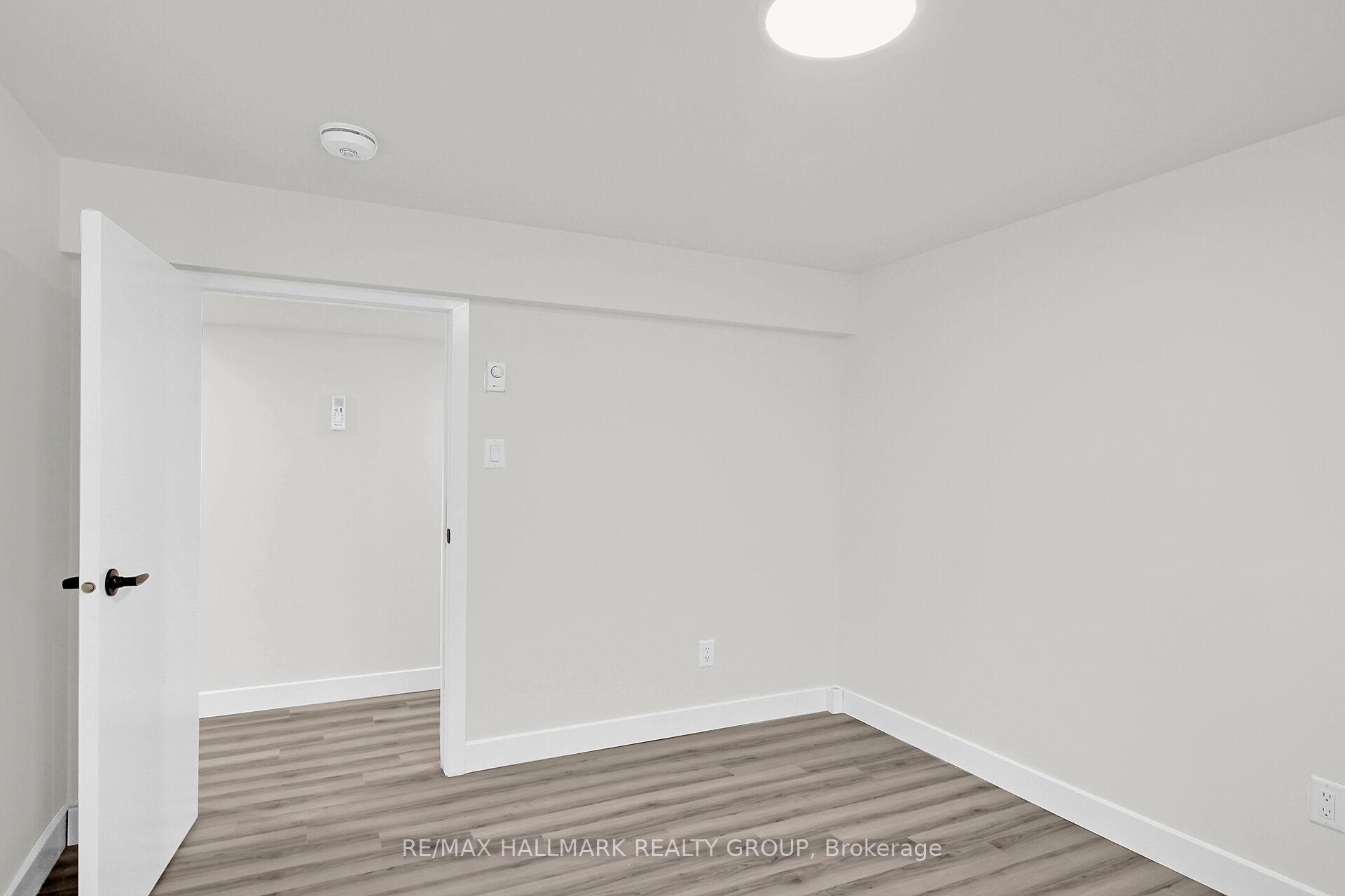 Photo 10 of Unit B, 1297 Erindale Drive, Ottawa, Copeland Park — HOMEH