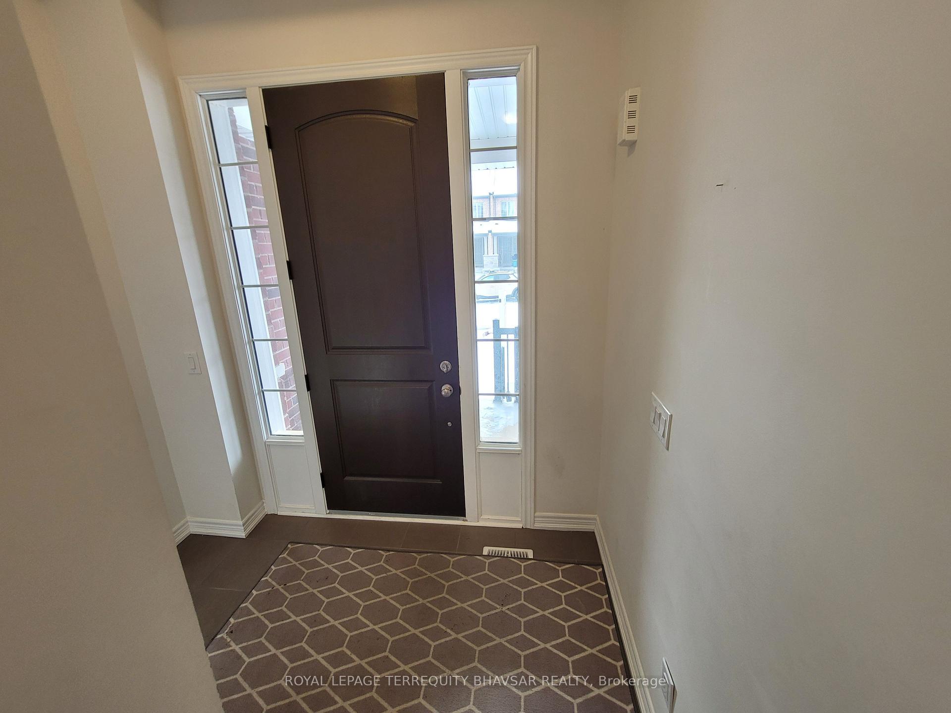 Photo 28 of 10 Stonehill Avenue, Kitchener — HOMEH
