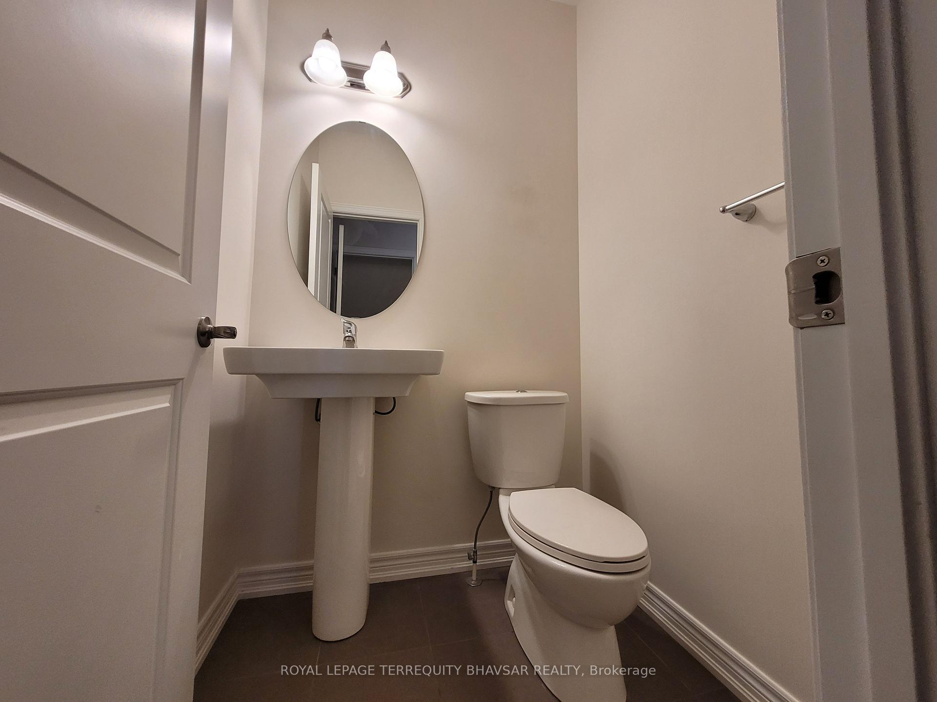 Photo 36 of 10 Stonehill Avenue, Kitchener — HOMEH