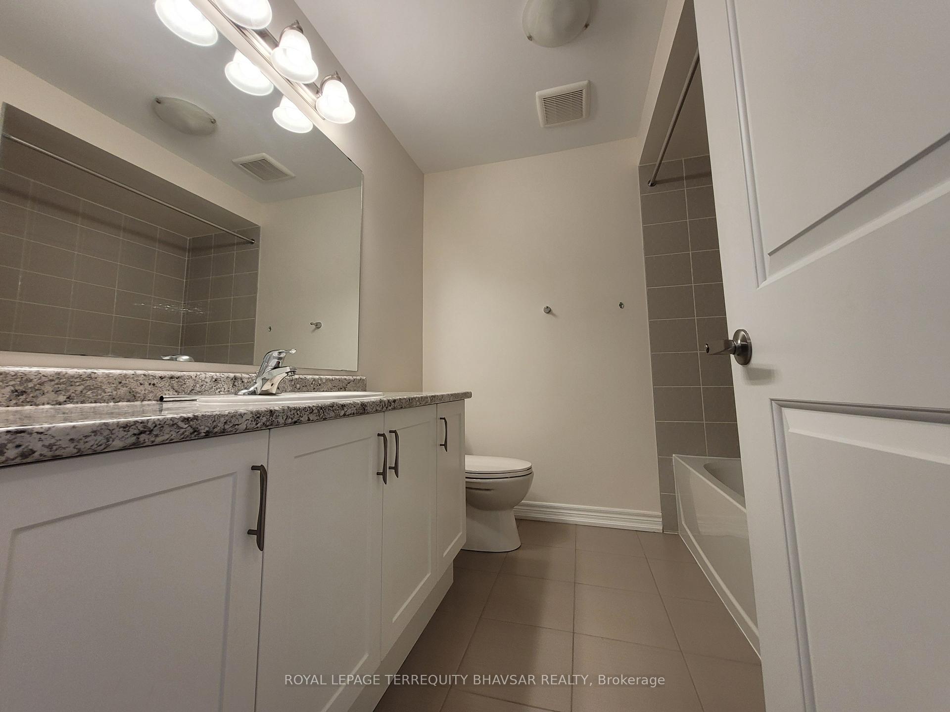 Photo 64 of 10 Stonehill Avenue, Kitchener — HOMEH