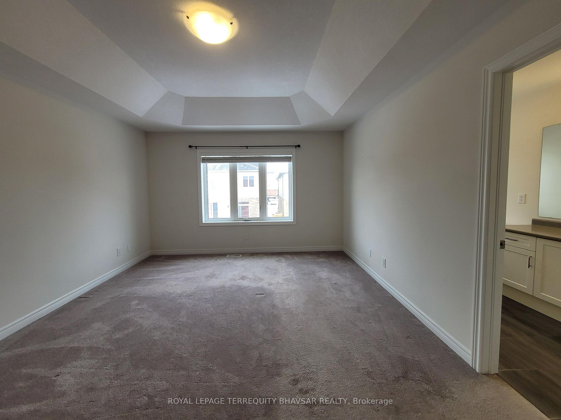 Photo 46 of 10 Stonehill Avenue, Kitchener — HOMEH