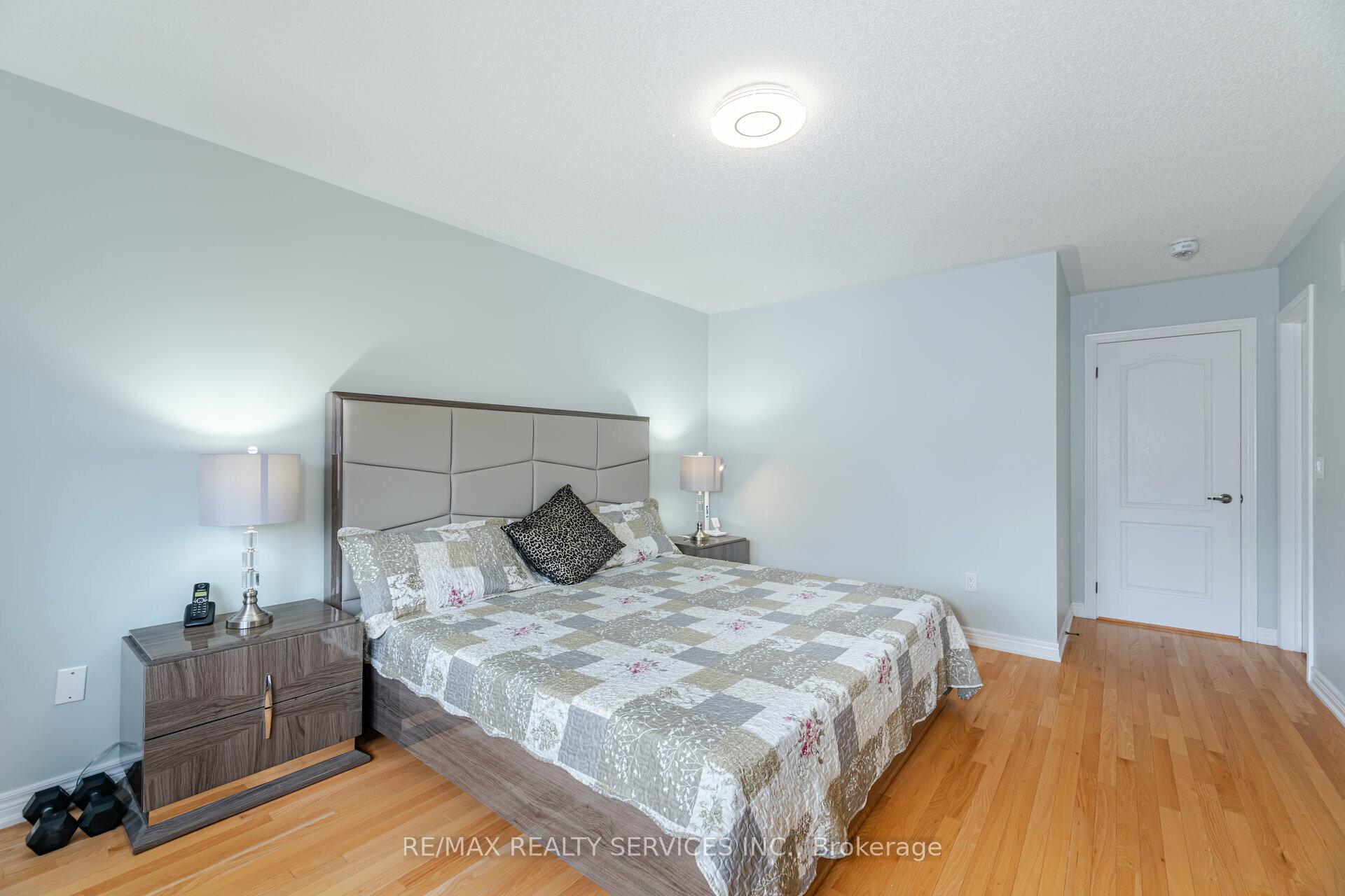 Photo 21 of 45 Buchanan Crescent, Brampton, Credit Valley — HOMEH