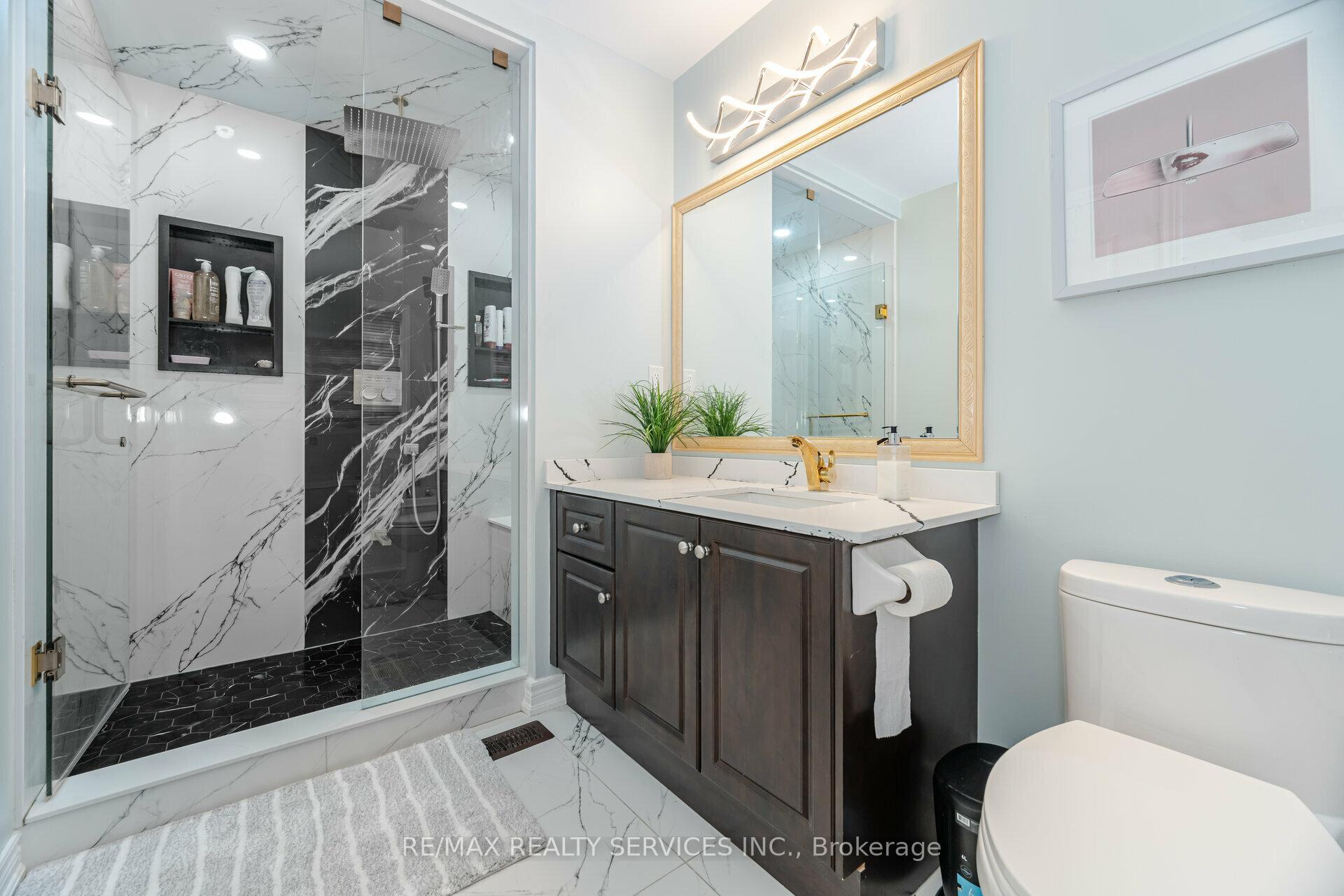 Photo 22 of 45 Buchanan Crescent, Brampton, Credit Valley — HOMEH