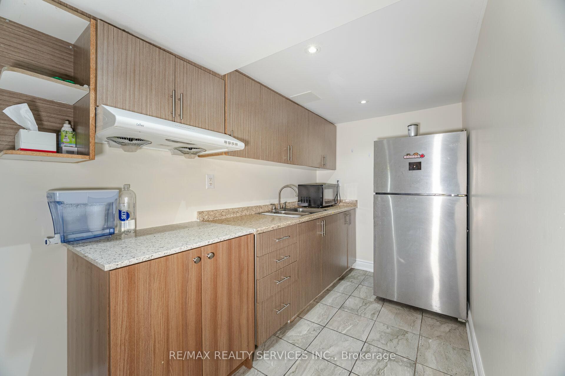 Photo 31 of 45 Buchanan Crescent, Brampton, Credit Valley — HOMEH