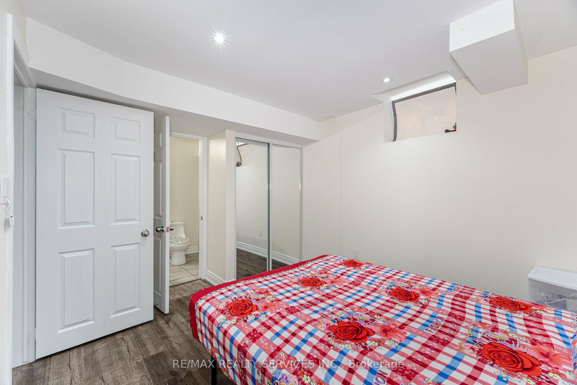 Photo 34 of 45 Buchanan Crescent, Brampton, Credit Valley — HOMEH