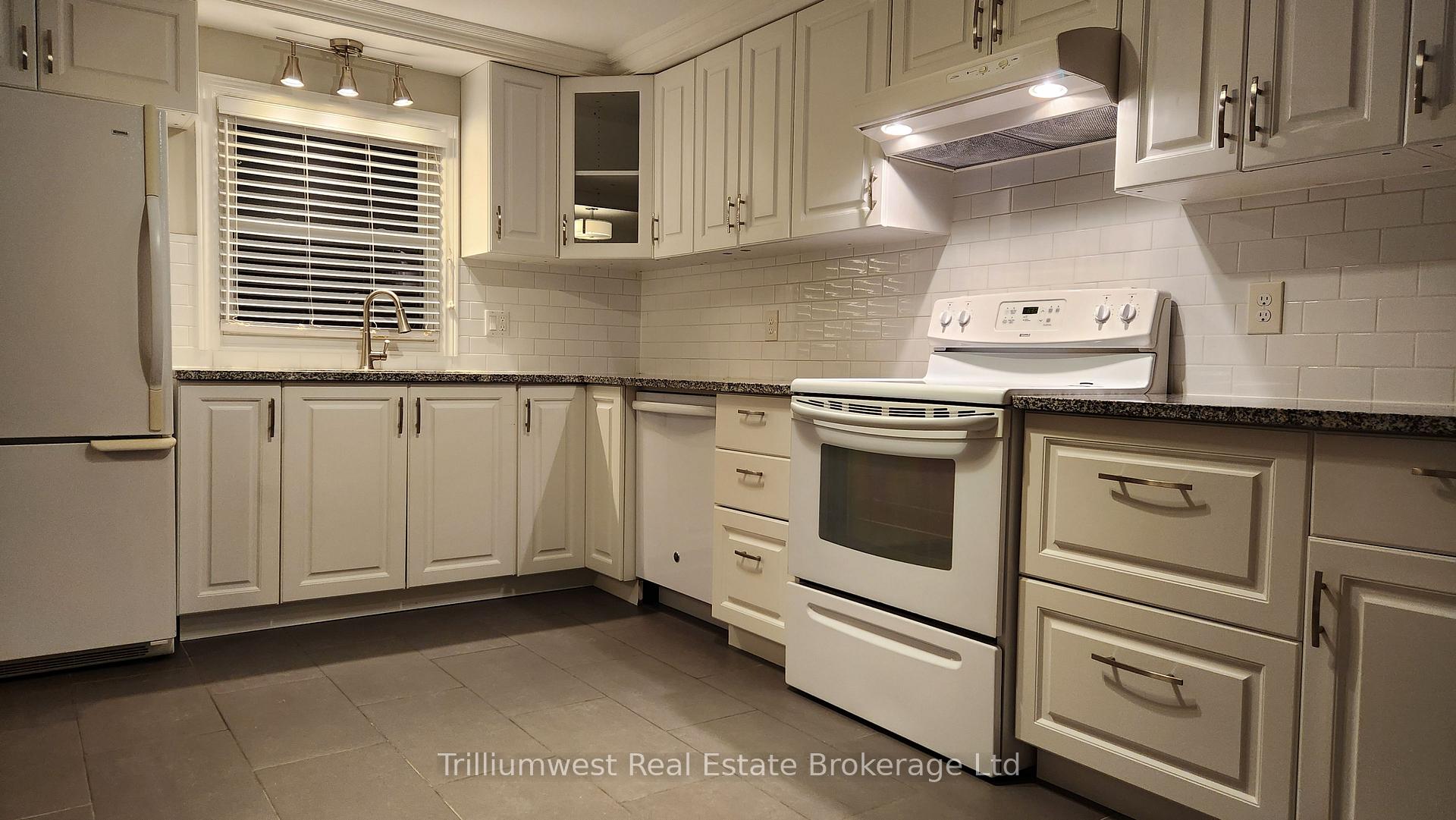 Photo 2 of Unit A, 126 Freshmeadow Way, Guelph, Willow West/Sugarbush/West Acres — HOMEH