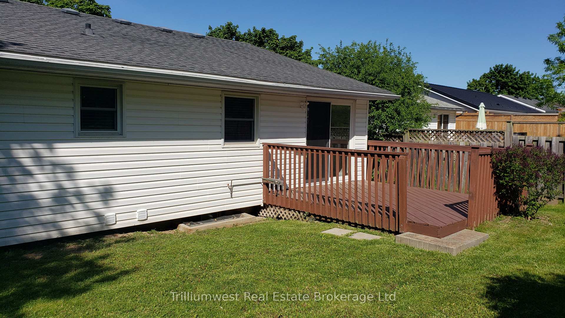 Photo 24 of Unit A, 126 Freshmeadow Way, Guelph, Willow West/Sugarbush/West Acres — HOMEH