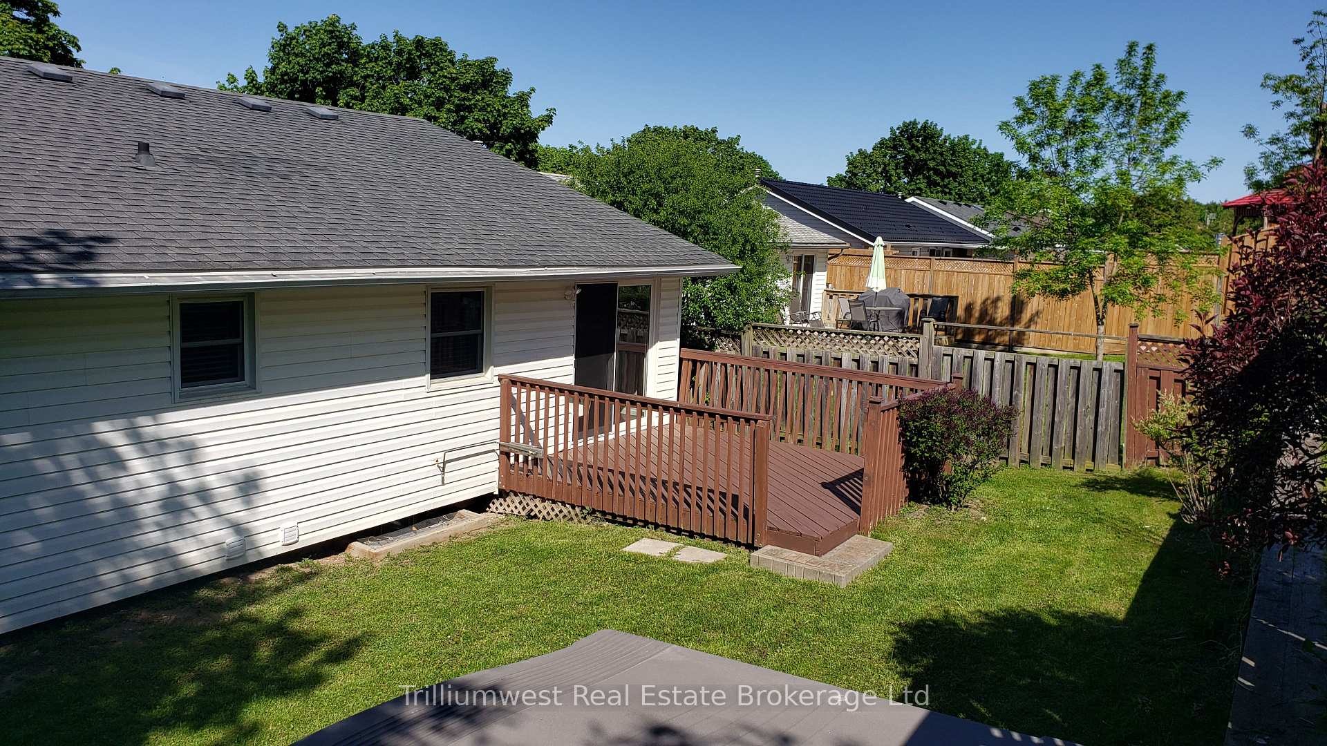 Photo 27 of Unit A, 126 Freshmeadow Way, Guelph, Willow West/Sugarbush/West Acres — HOMEH