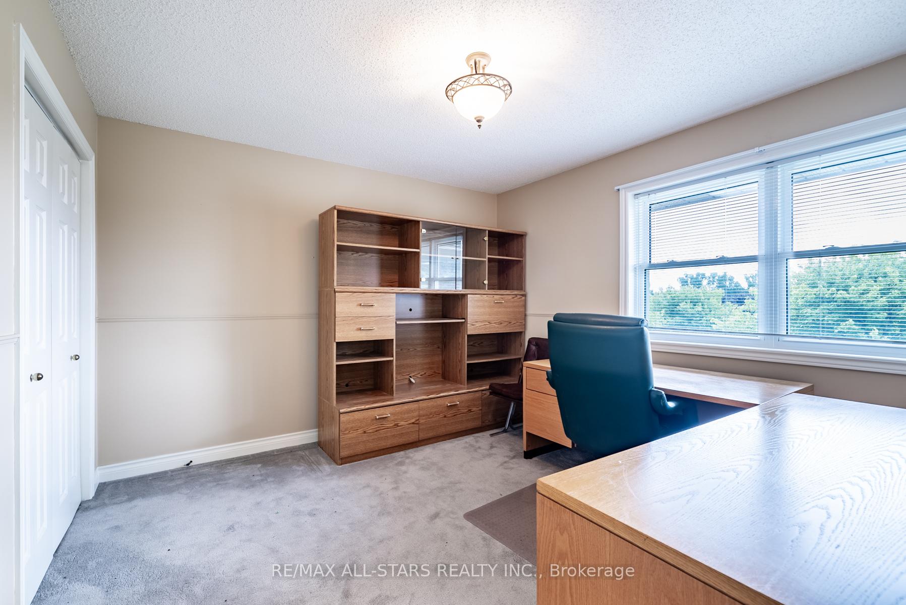 Photo 17 of 11 Ashton Lane, Scugog, Port Perry — HOMEH