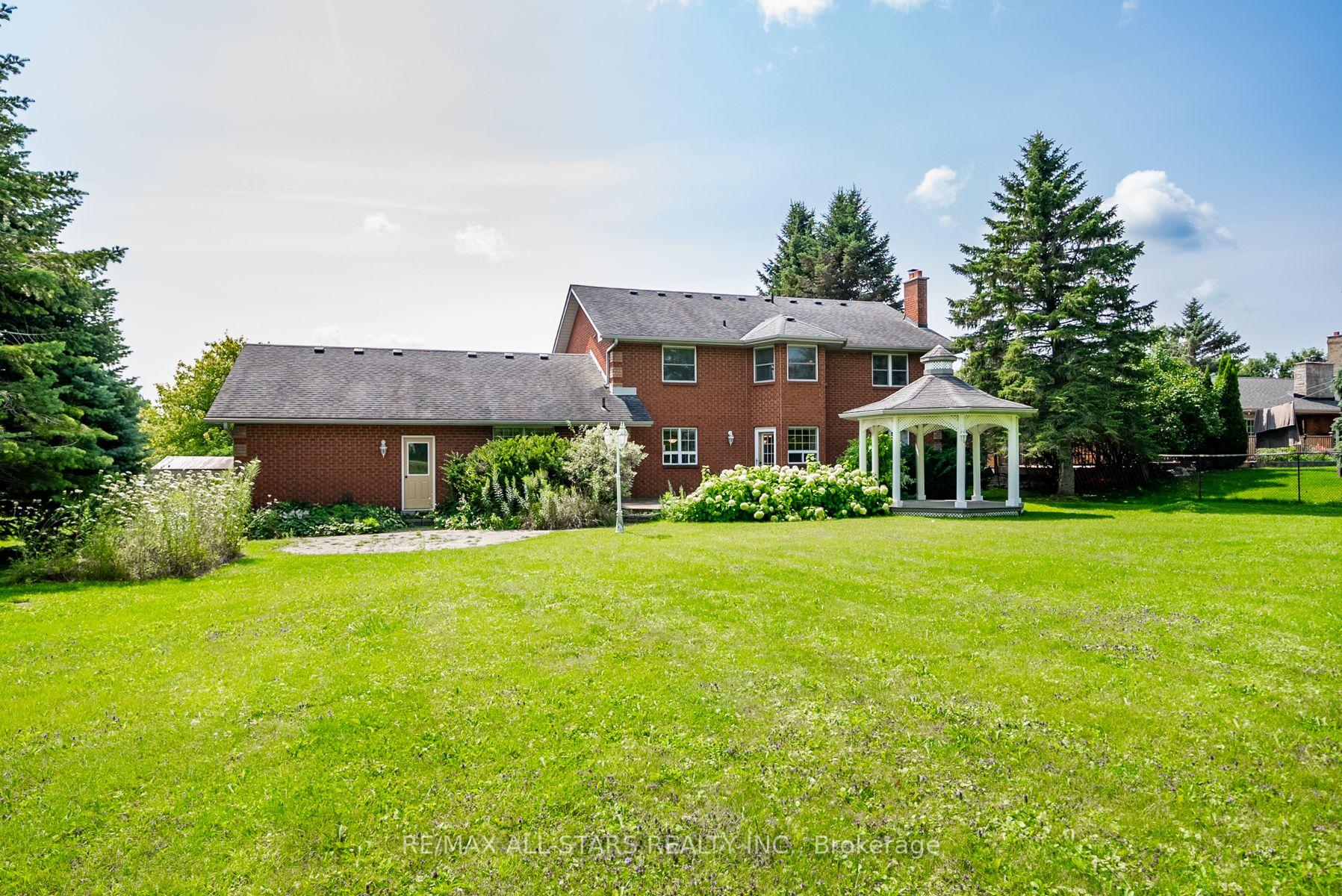 Photo 35 of 11 Ashton Lane, Scugog, Port Perry — HOMEH