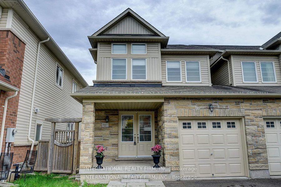 Front of 4881 Capri Crescent
