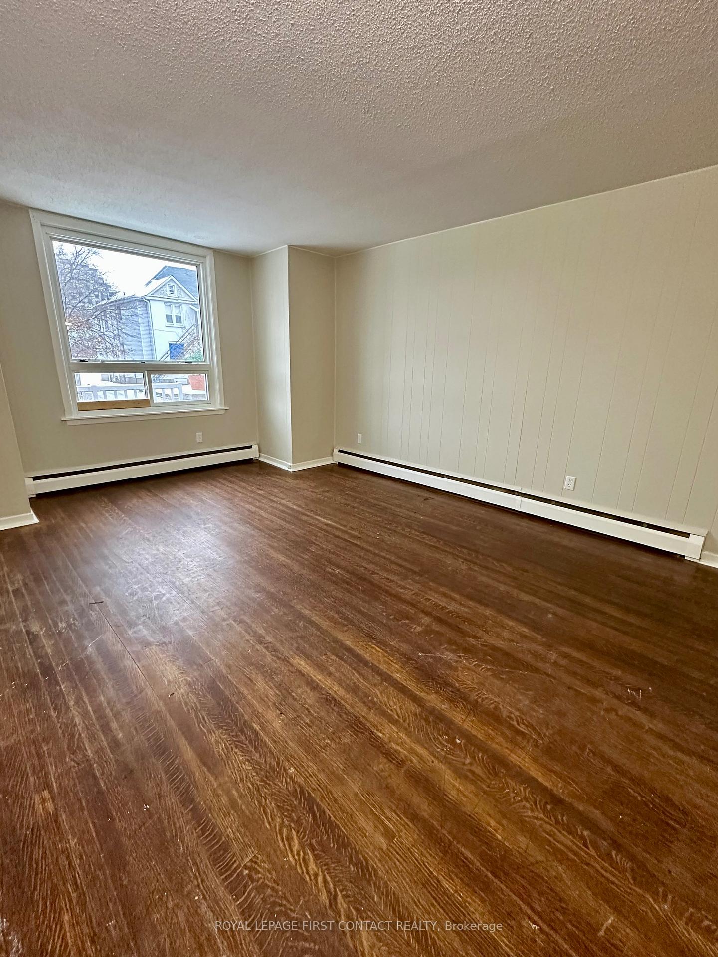 Photo 4 of Unit 1, 42 Toronto Street, Barrie, City Centre — HOMEH