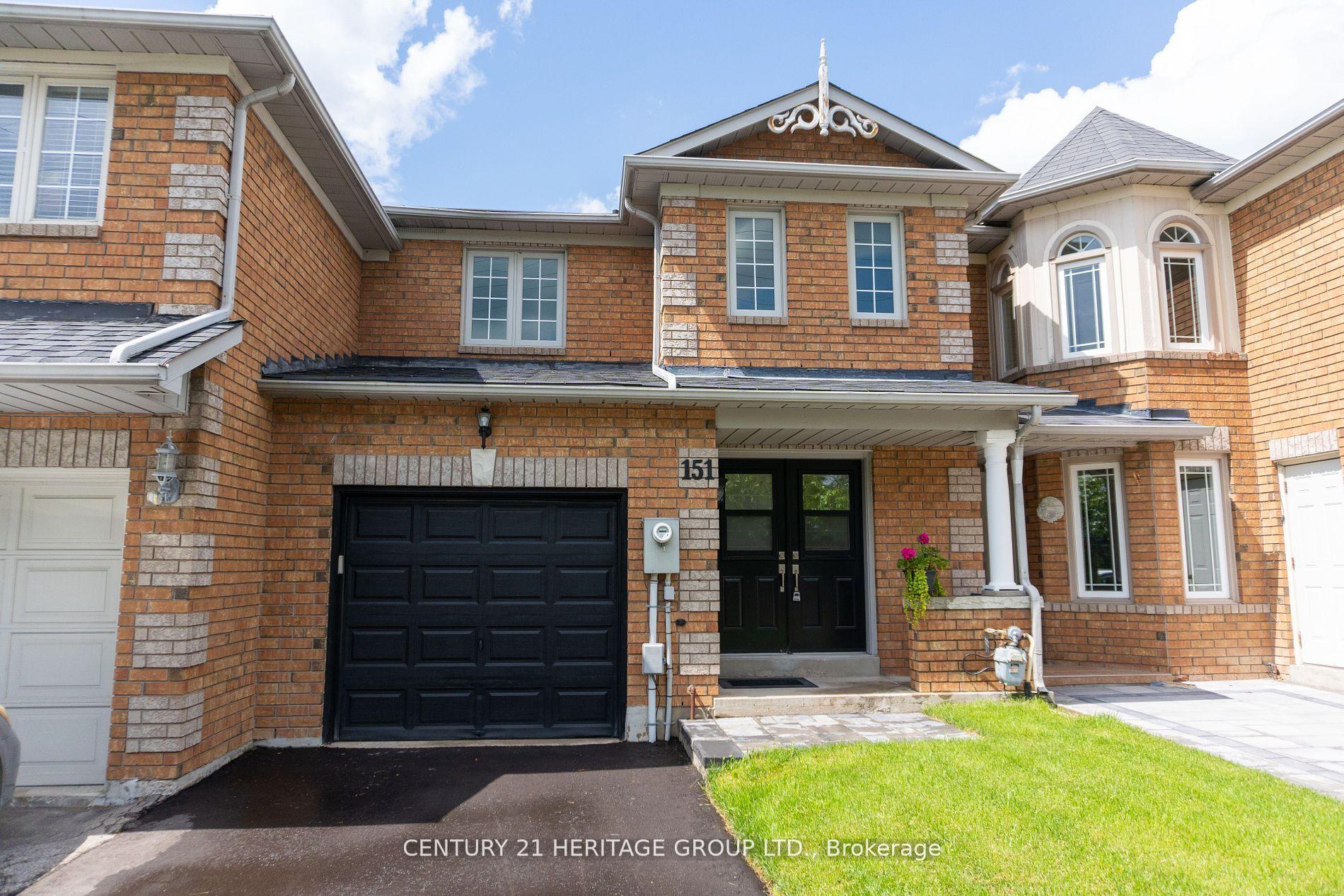 Photo 2 of 151 Downey Circle, Aurora, Bayview Wellington — HOMEH
