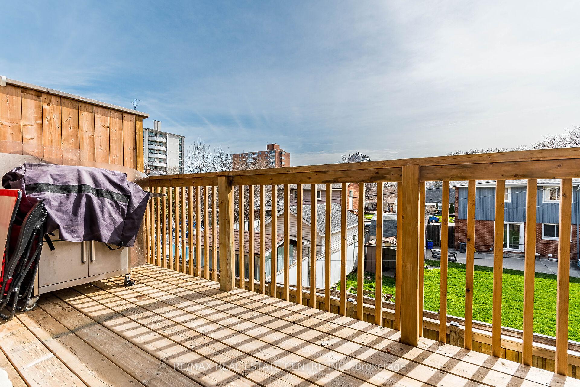 Photo 8 of Unit 33, 270 Melvin Avenue, Hamilton, McQuesten — HOMEH
