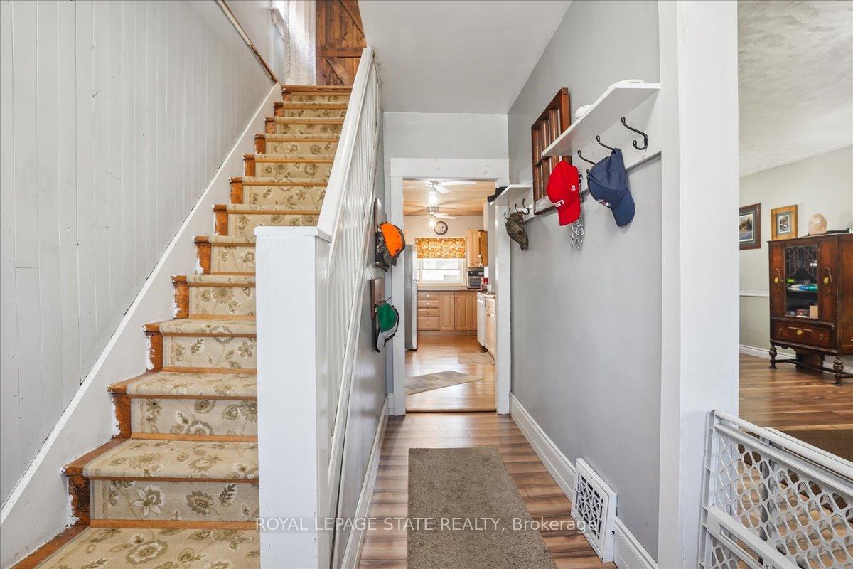 Photo 8 of 150 Prospect Street N, Hamilton, Gibson — HOMEH