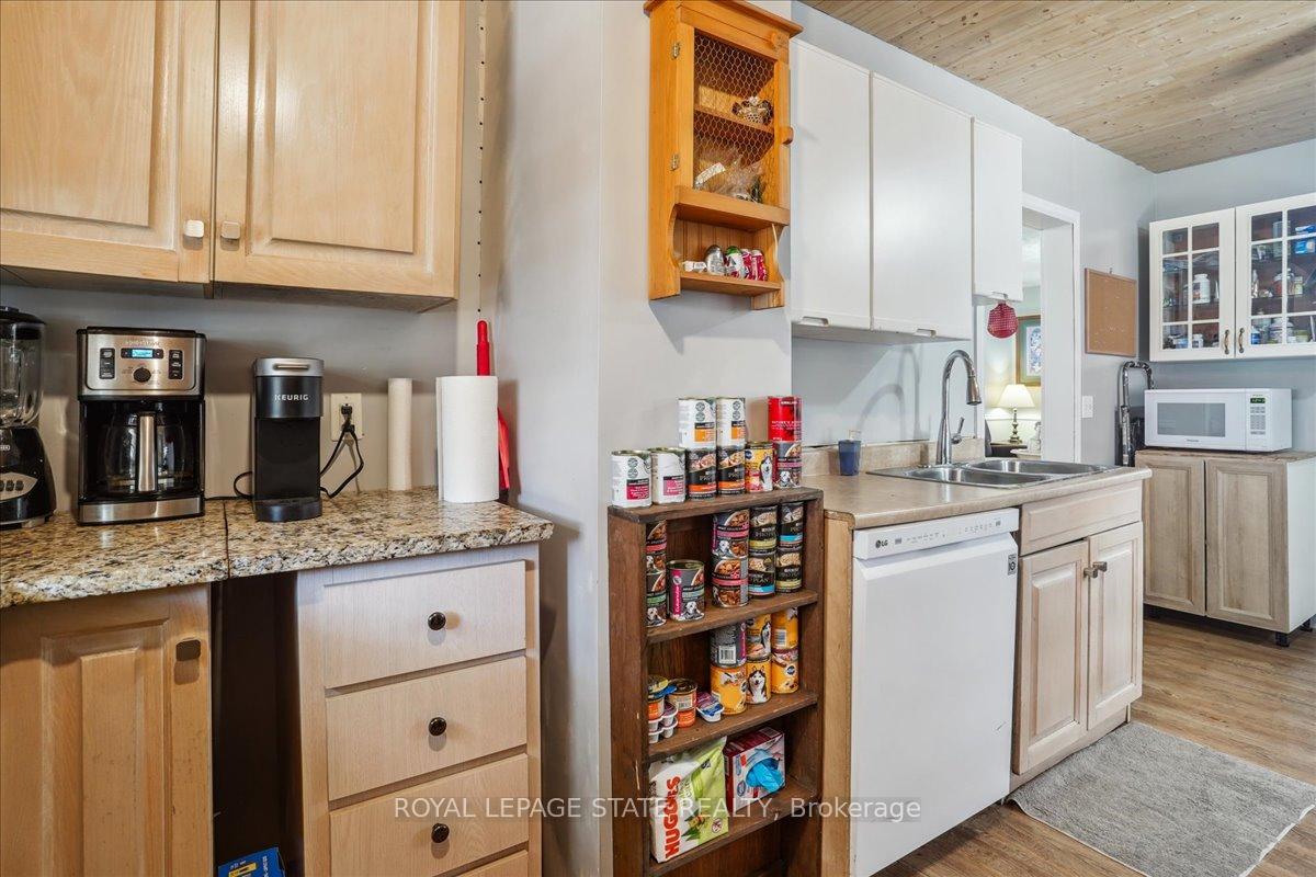 Photo 10 of 150 Prospect Street N, Hamilton, Gibson — HOMEH