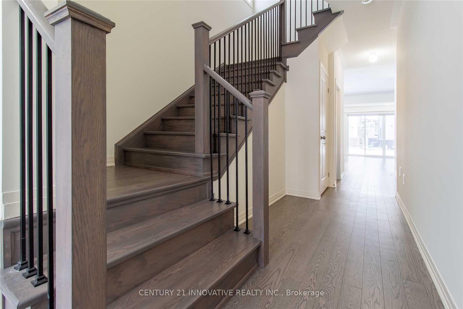 Photo 9 of 58 Clipper Lane, Clarington, Bowmanville — HOMEH