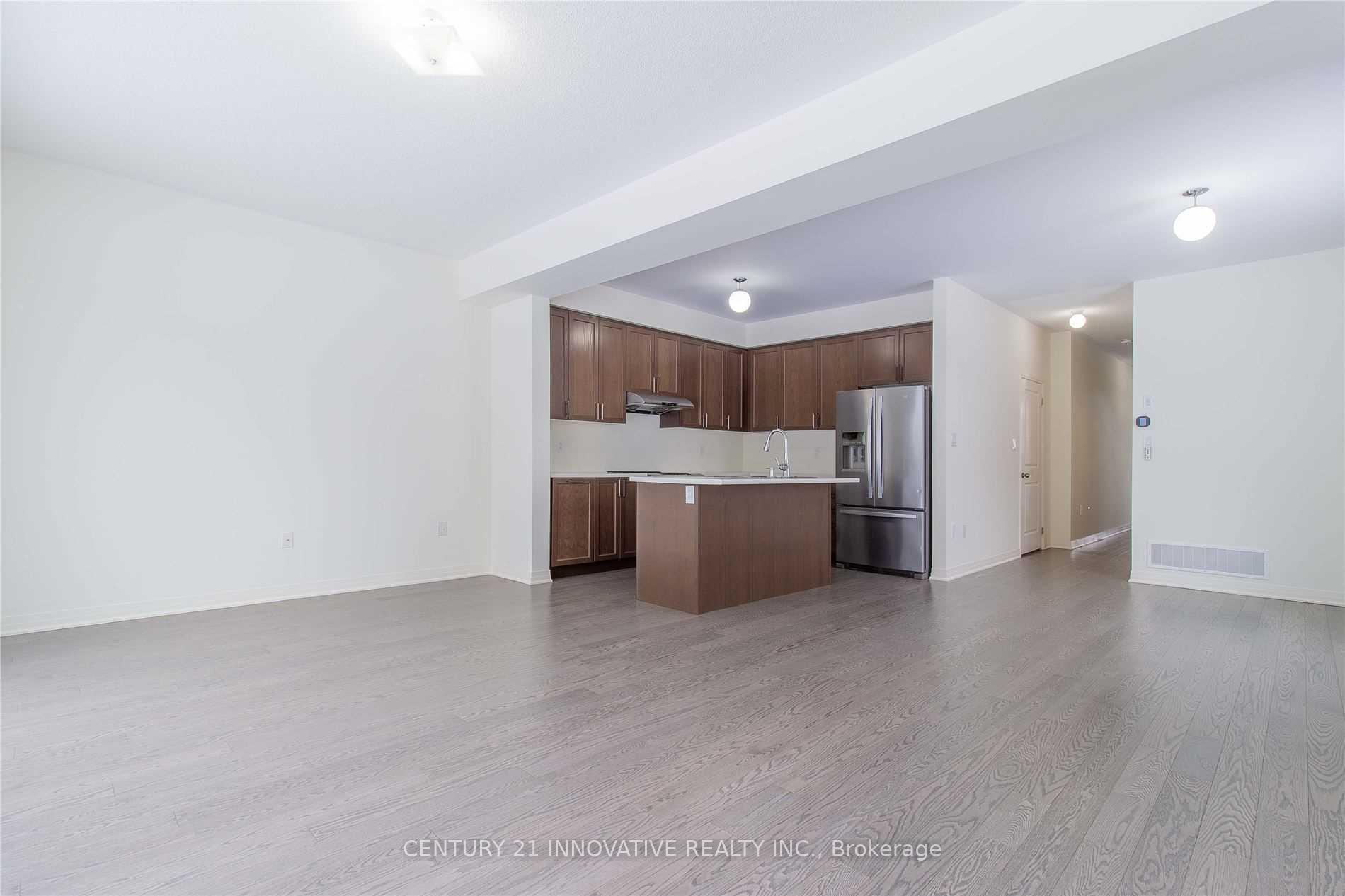 Photo 12 of 58 Clipper Lane, Clarington, Bowmanville — HOMEH