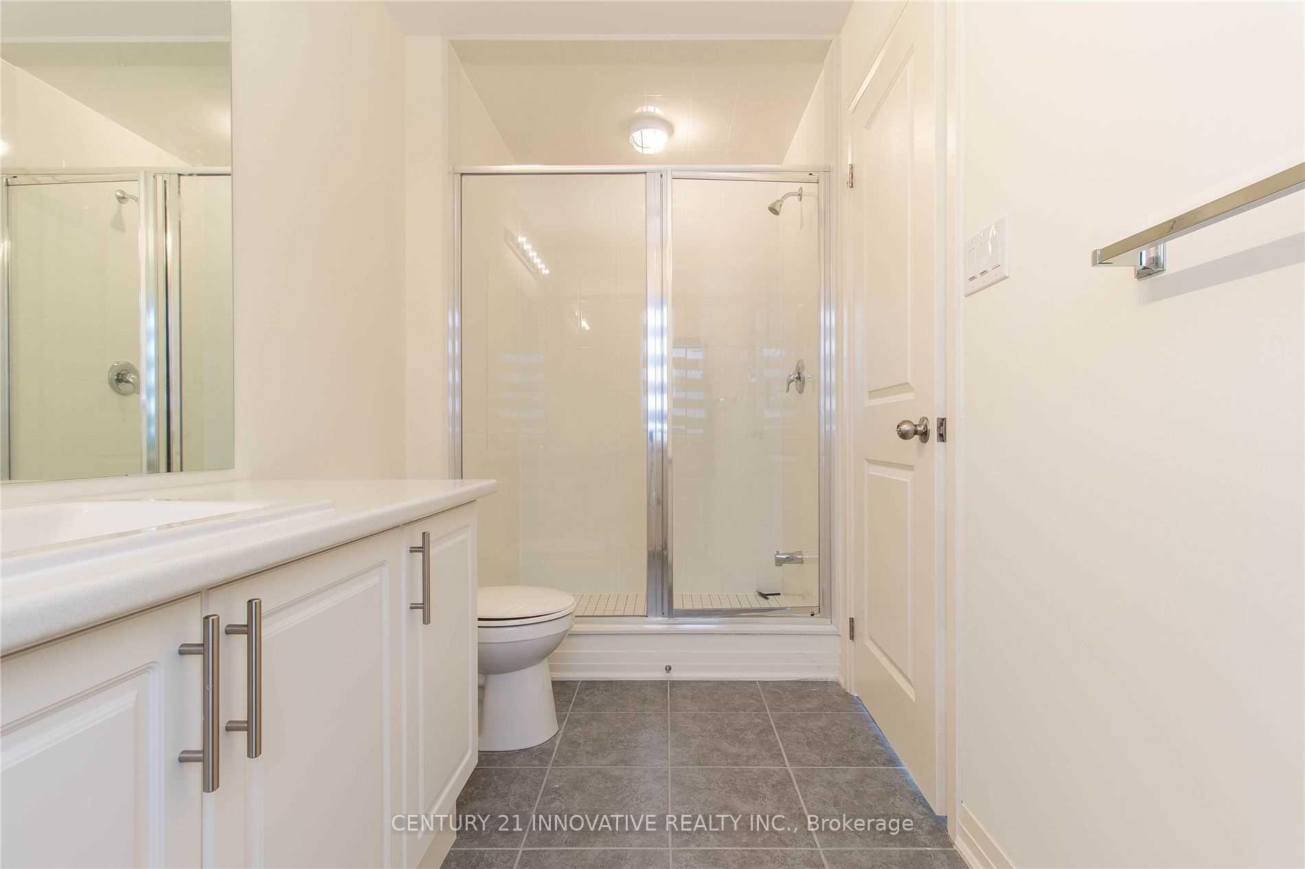 Photo 25 of 58 Clipper Lane, Clarington, Bowmanville — HOMEH