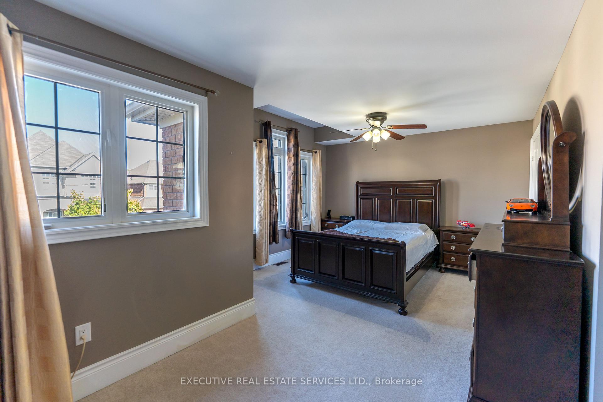 Photo 15 of 8 Gosling Street W, Brampton, Bram West — HOMEH